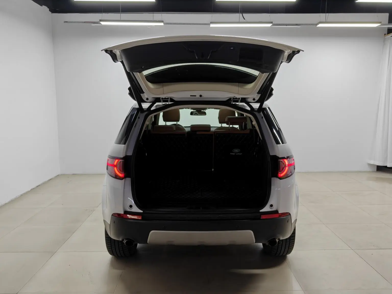 Land Rover Discovery Sport 2018 240PS HSE LUXURY