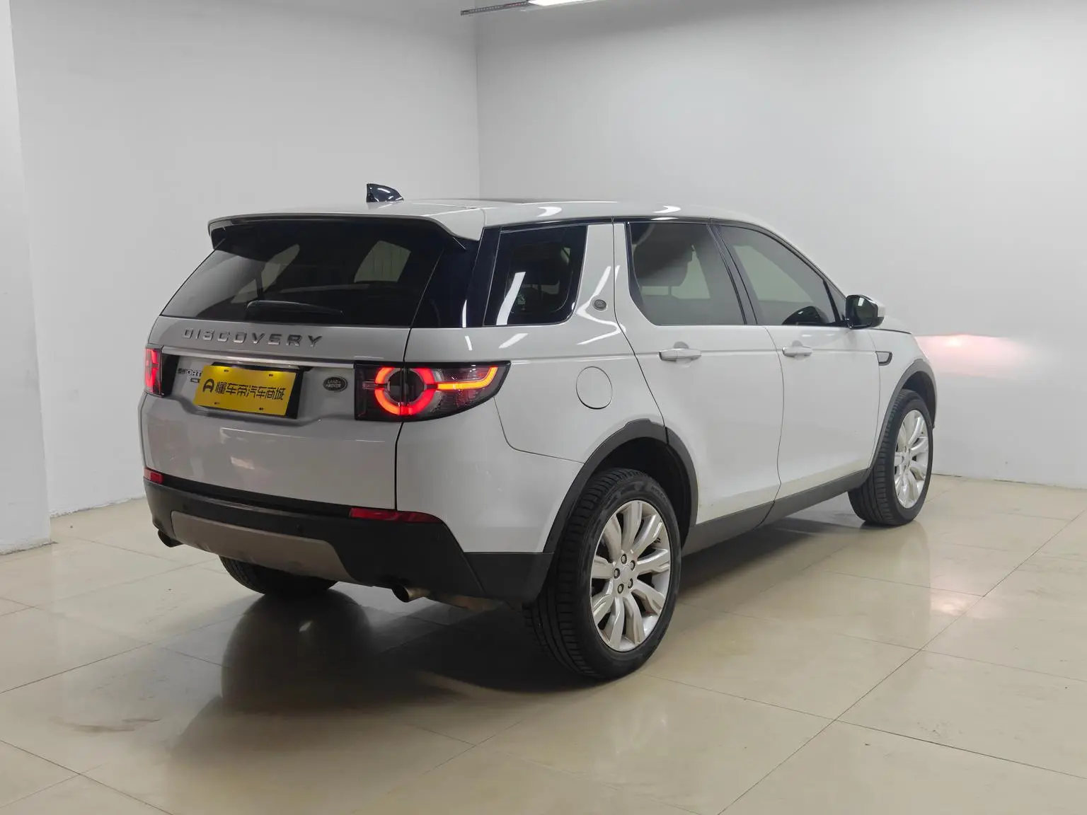 Land Rover Discovery Sport 2018 240PS HSE LUXURY