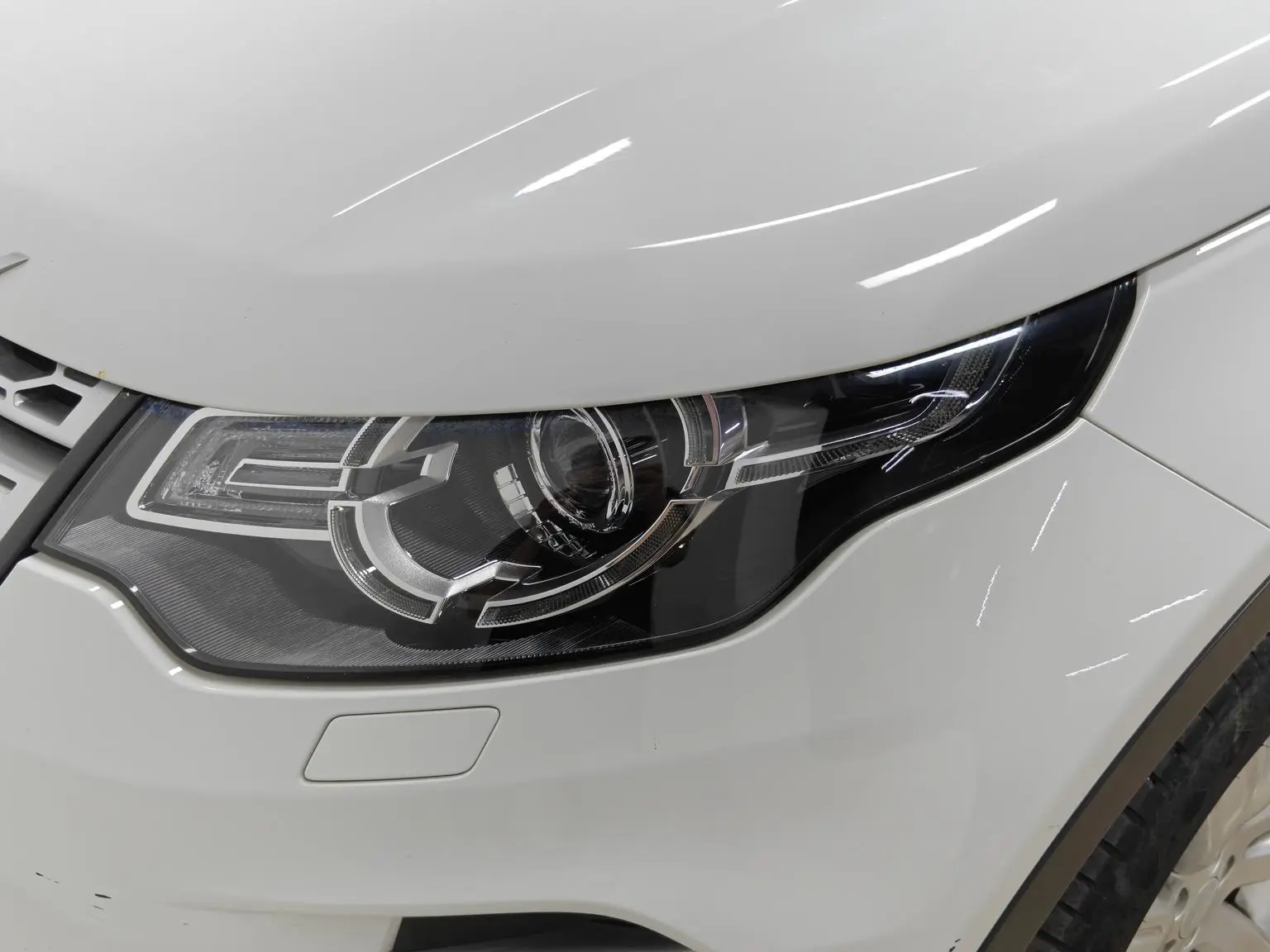 Land Rover Discovery Sport 2018 240PS HSE LUXURY