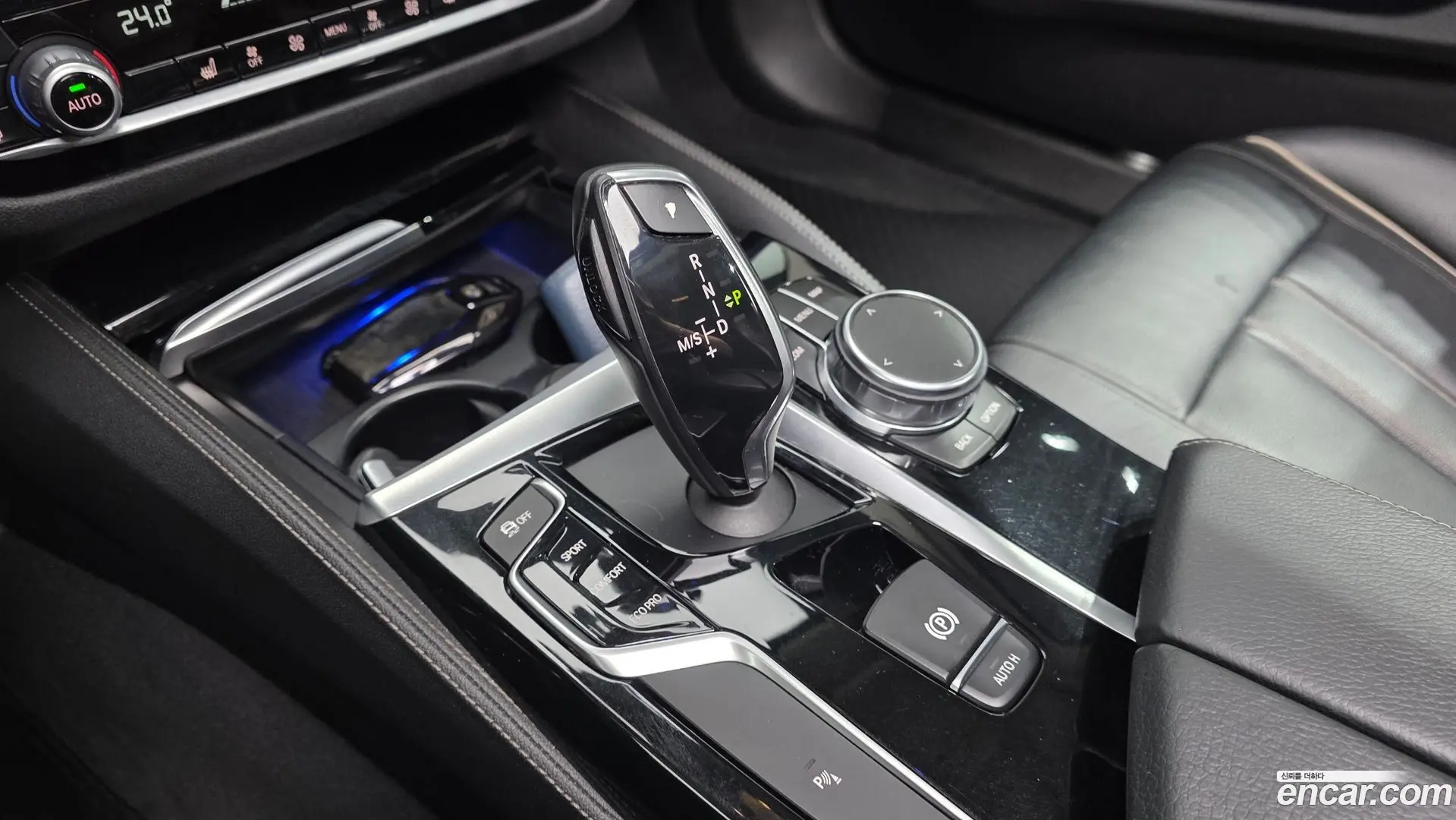 BMW 5-Series 520i Luxury 2017