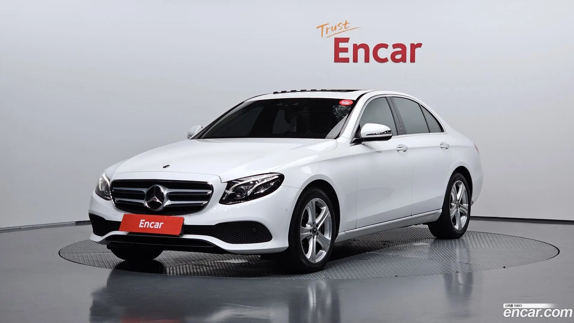 Mercedes-Benz E-Class E220d Avantgarde