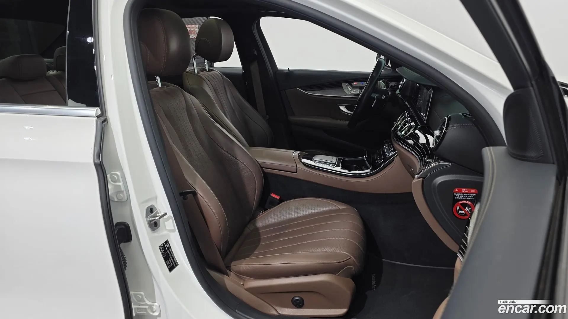 Mercedes-Benz E-Class E450 4MATIC Exclusive