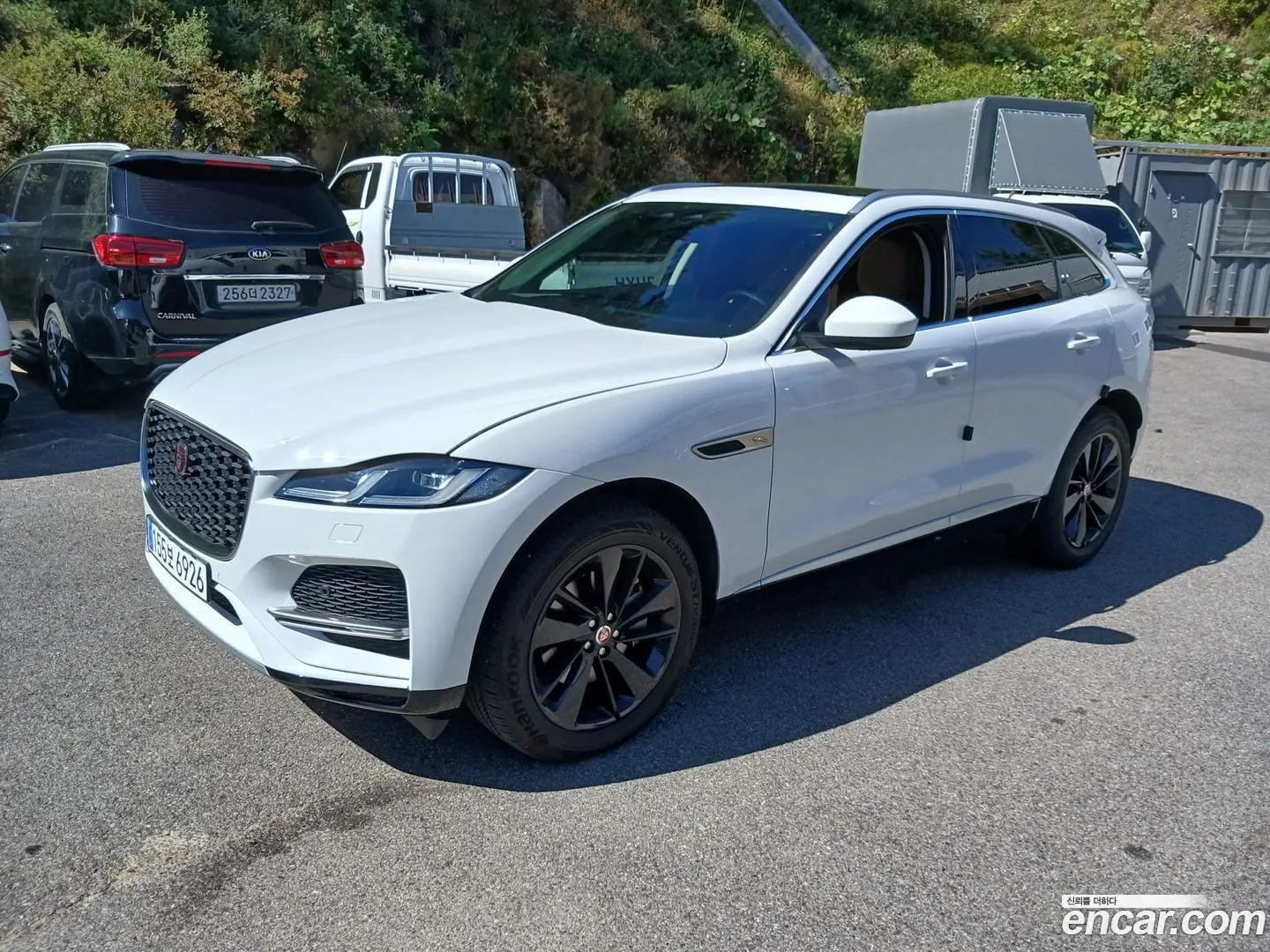 Jaguar F-PACE D200 SE