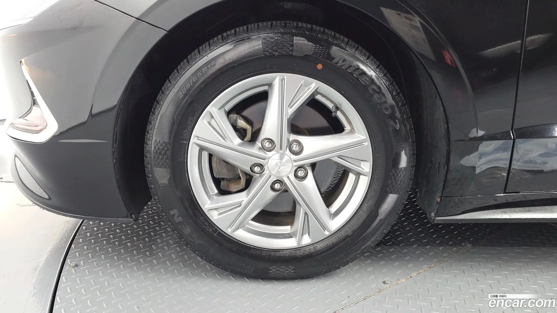 Hyundai Sonata 2.0 LPG(rental car)