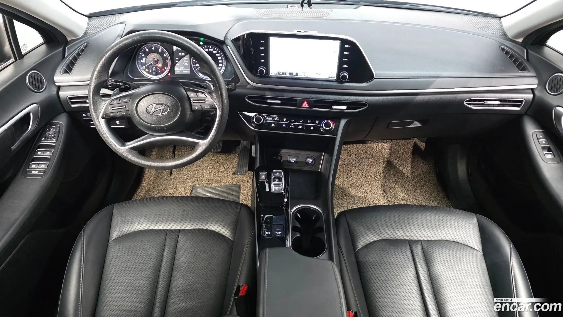Hyundai Sonata 2.0 LPG(rental car)