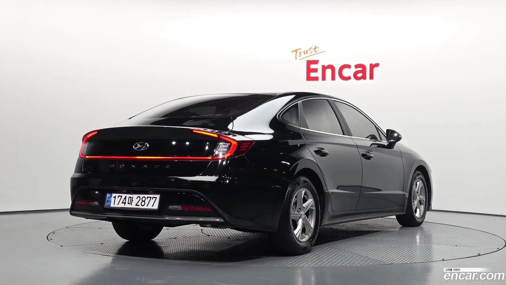 Hyundai Sonata 2.0 LPG(rental car)
