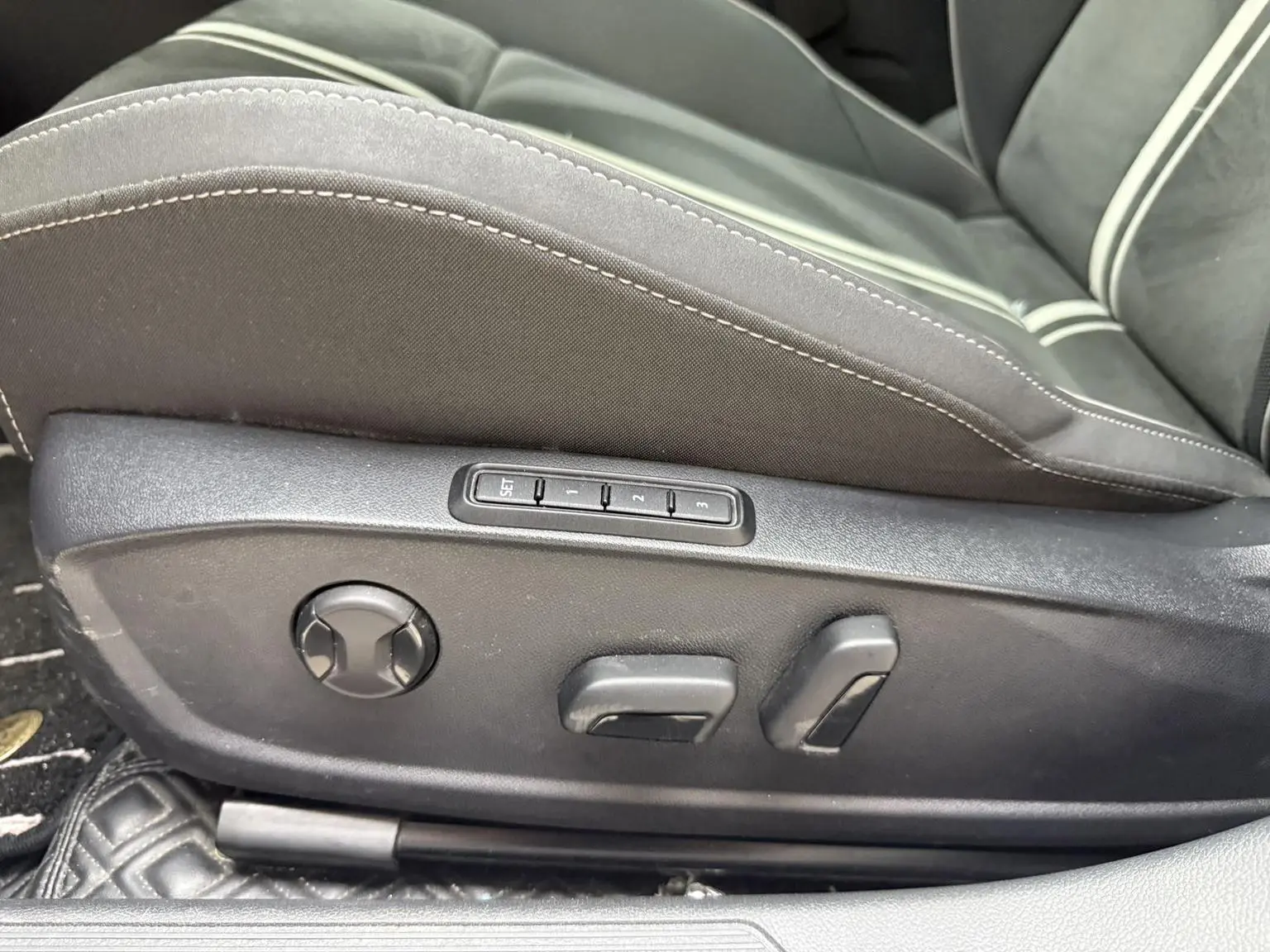Volkswagen Golf 2021 280TSI DSG R-Line