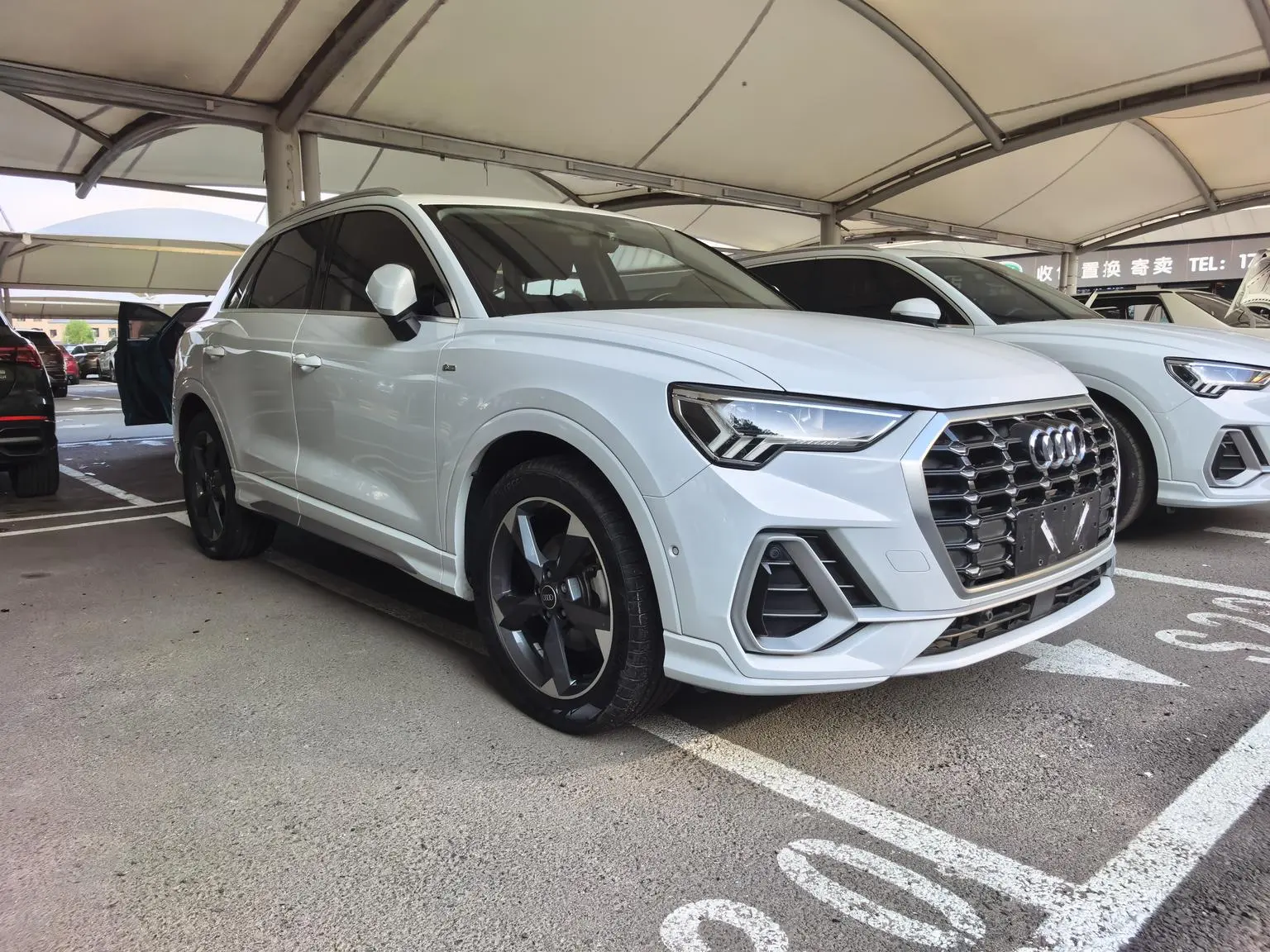Audi Q3 2022 35 TFSI Dynamic Fashion