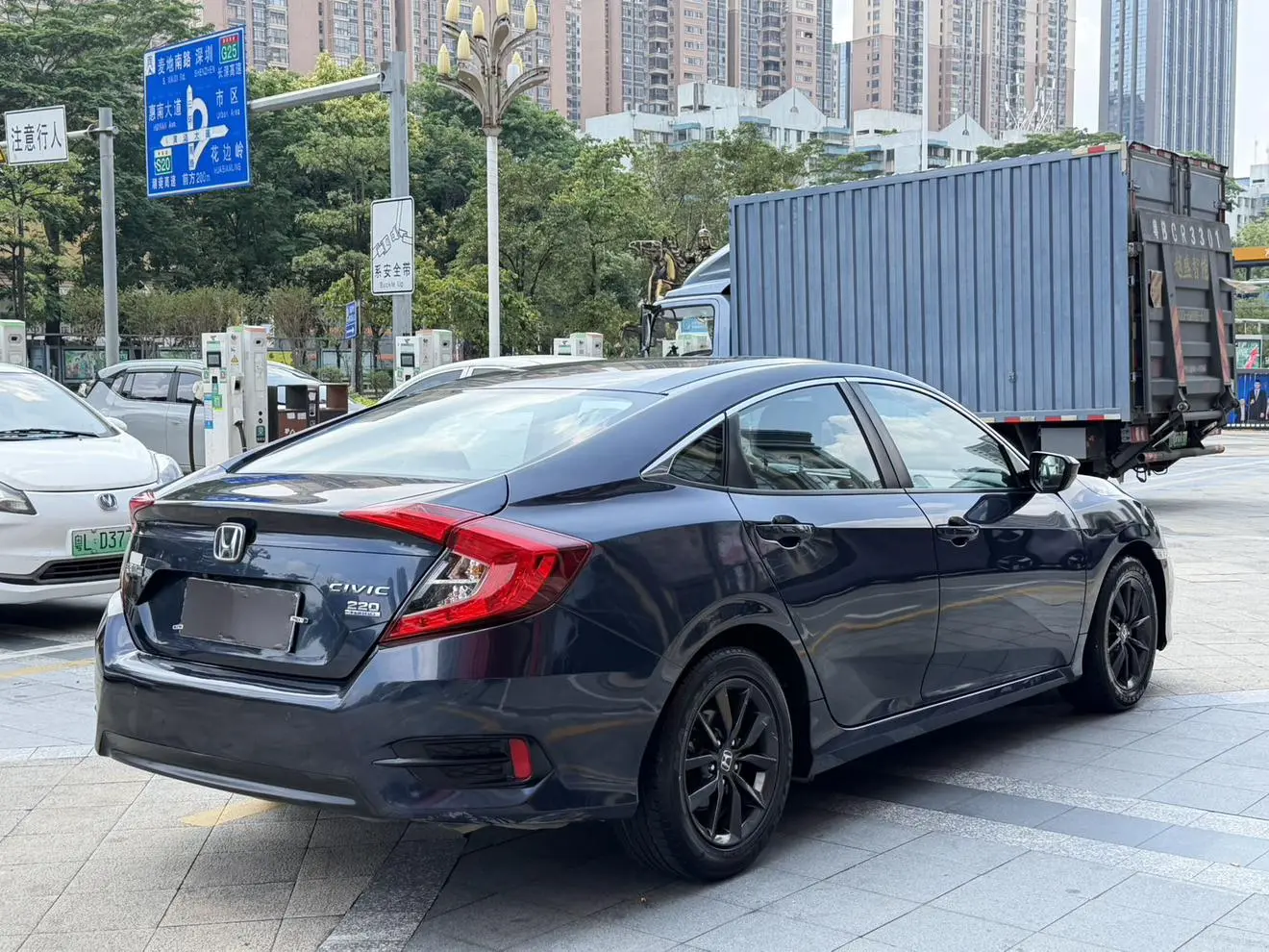 Honda Civic 2019 220TURBO CVT Dynamic Dynamic China V