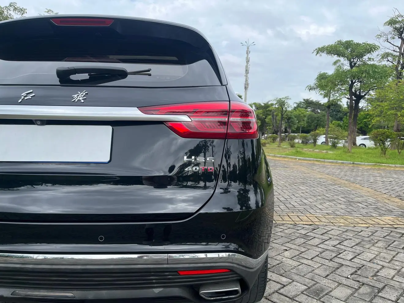 Hongqi HS5 2022 Facelift 2.0T Connected Flagship Enjoy