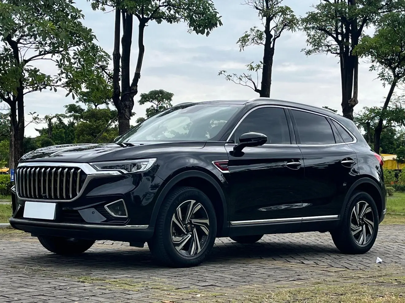 Hongqi HS5 2022 Facelift 2.0T Connected Flagship Enjoy