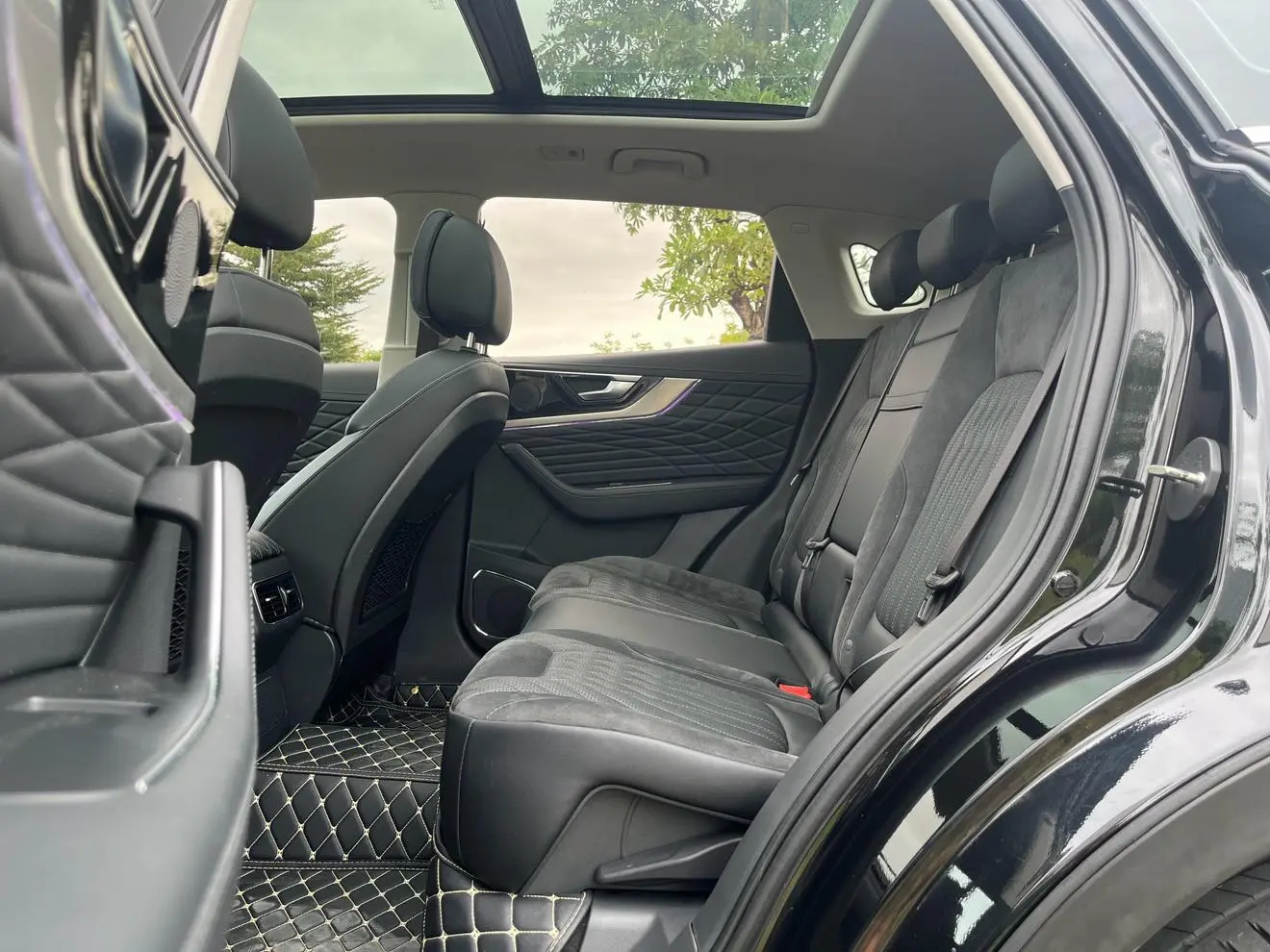 Hongqi HS5 2022 Facelift 2.0T Connected Flagship Enjoy