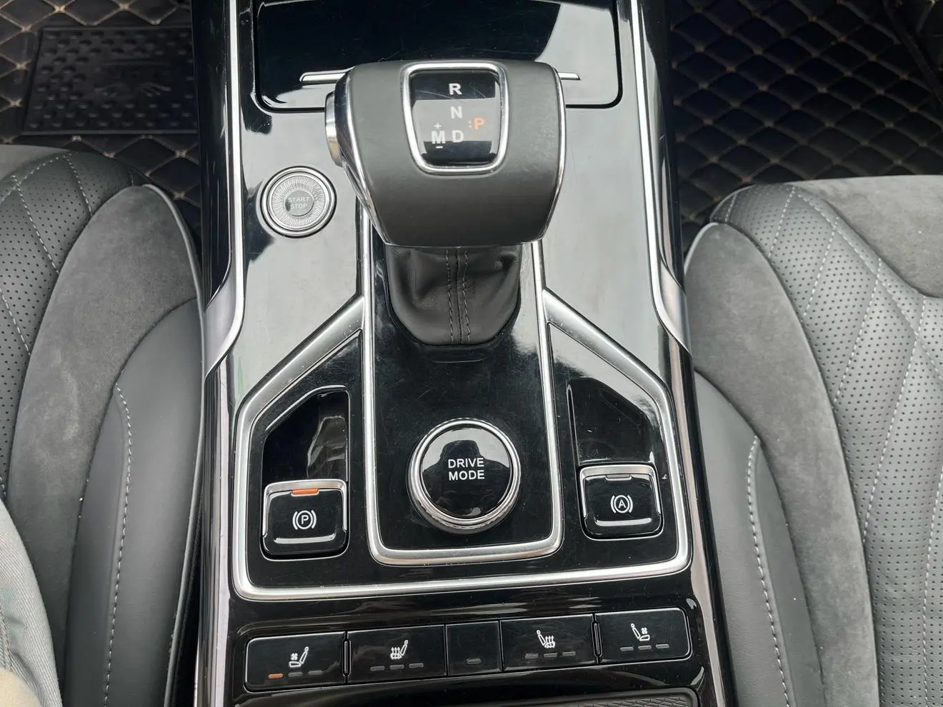 Hongqi HS5 2022 Facelift 2.0T Connected Flagship Enjoy