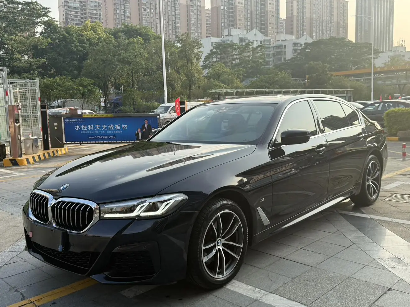 BMW 5 Series 2021 525Li M Sport Package