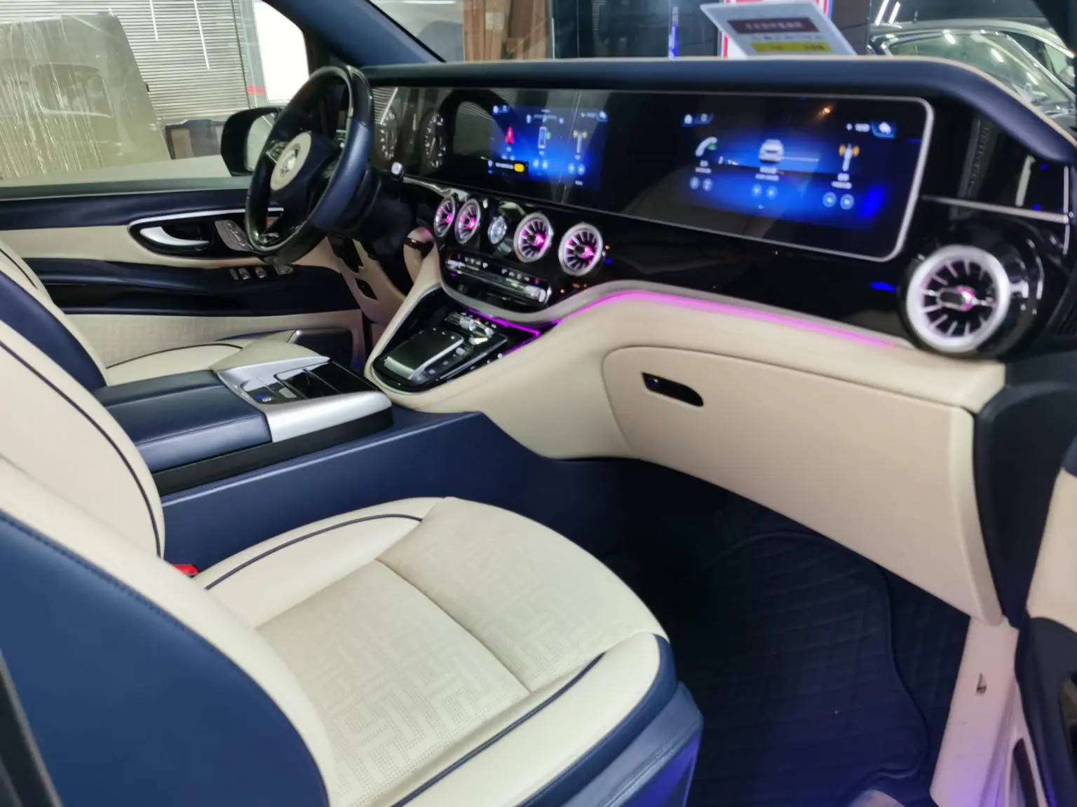 Mercedes-Benz 2021 2.0T Elite 7 seat