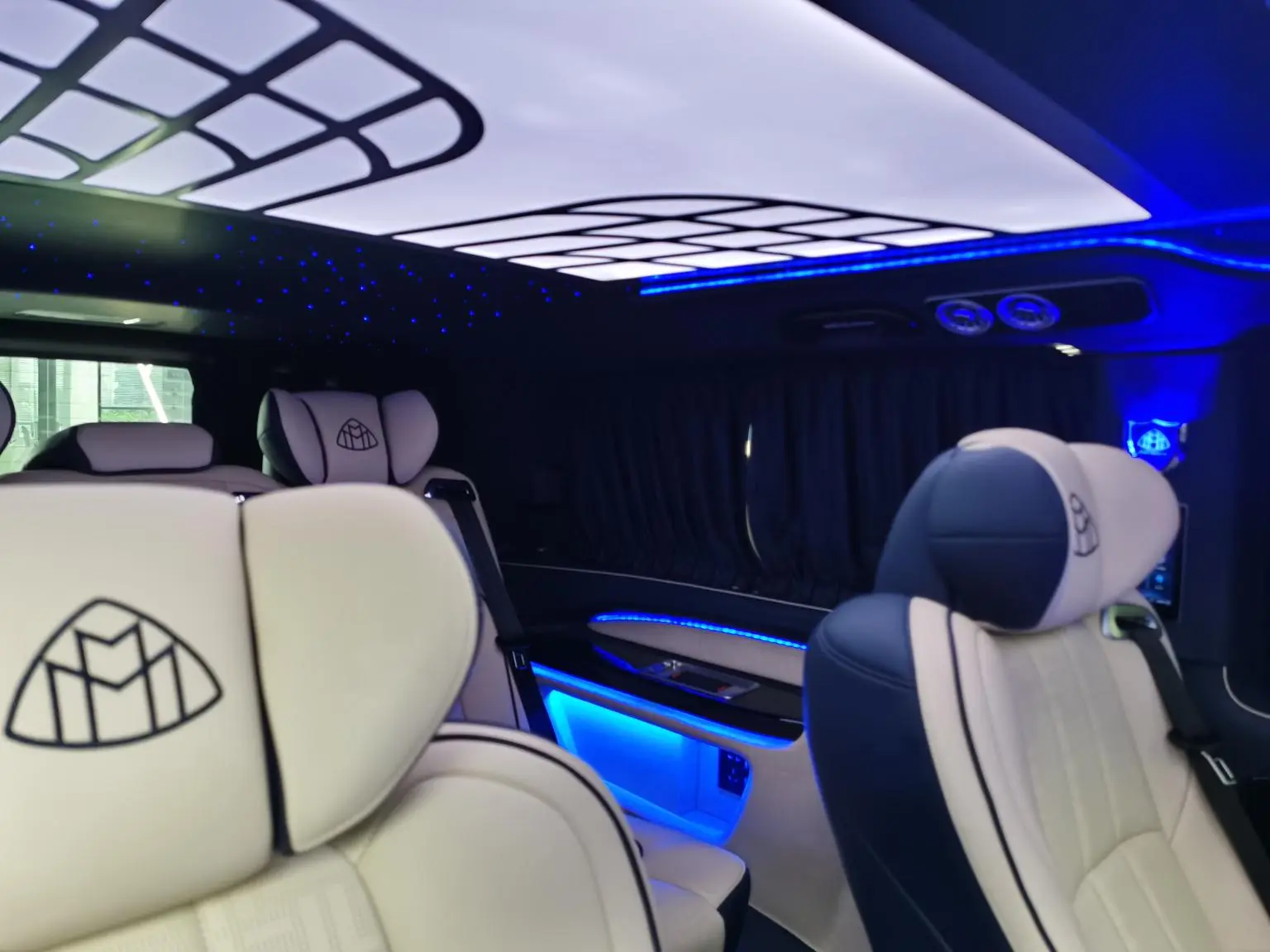 Mercedes-Benz 2021 2.0T Elite 7 seat