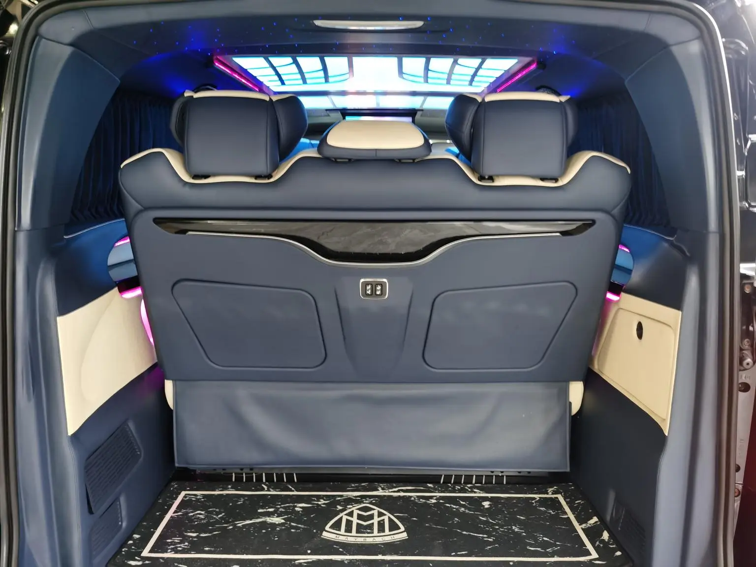 Mercedes-Benz 2021 2.0T Elite 7 seat