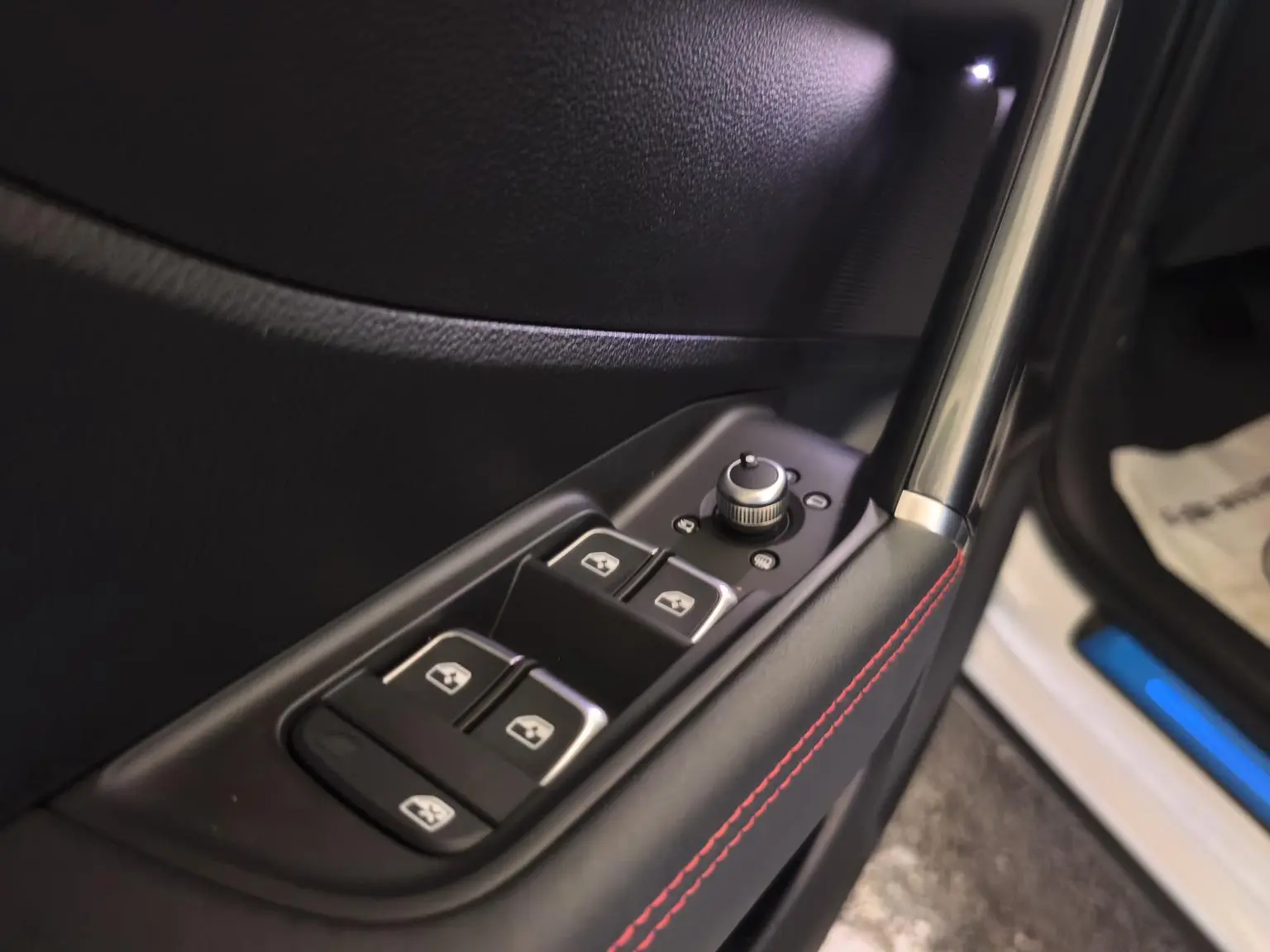 Audi Q2L 2021 35TFSI Dynamic Luxury