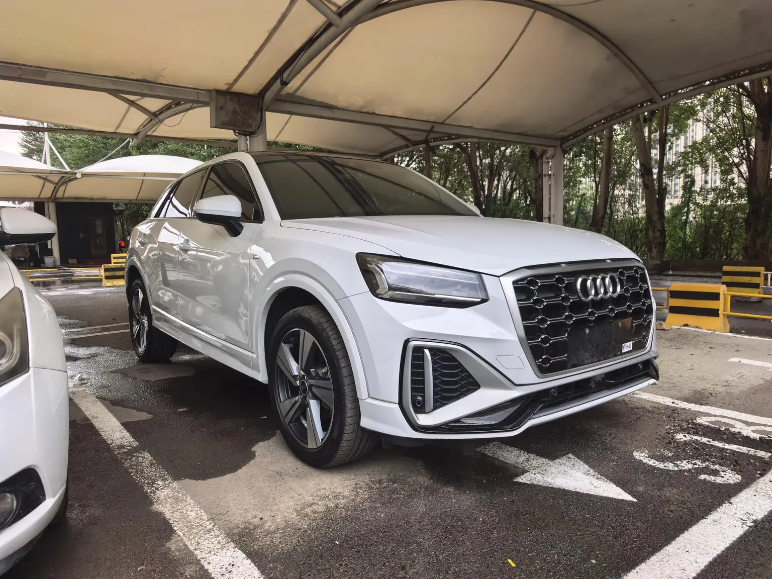 Audi Q2L 2021 35TFSI Dynamic Luxury