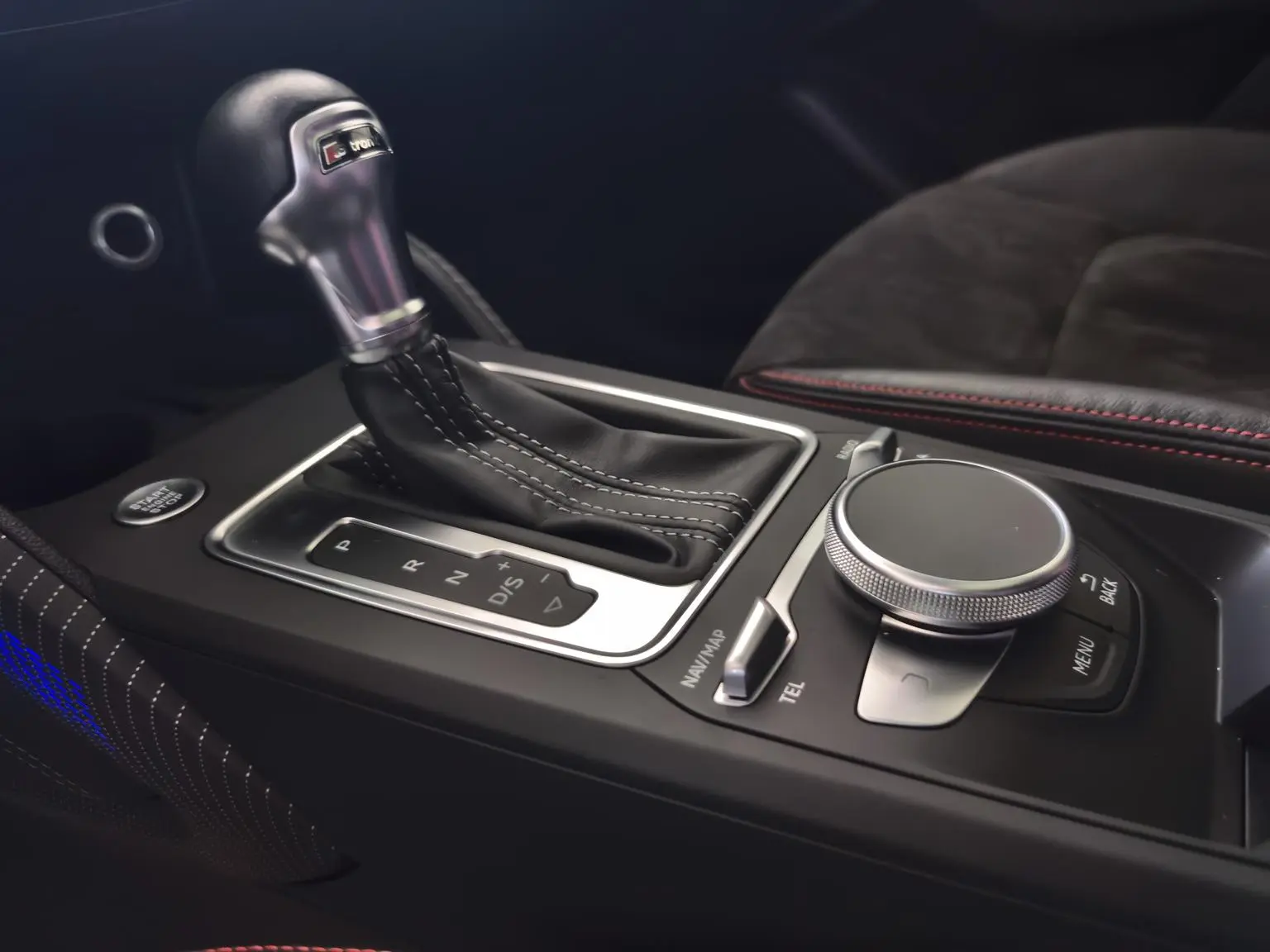 Audi Q2L 2021 35TFSI Dynamic Luxury