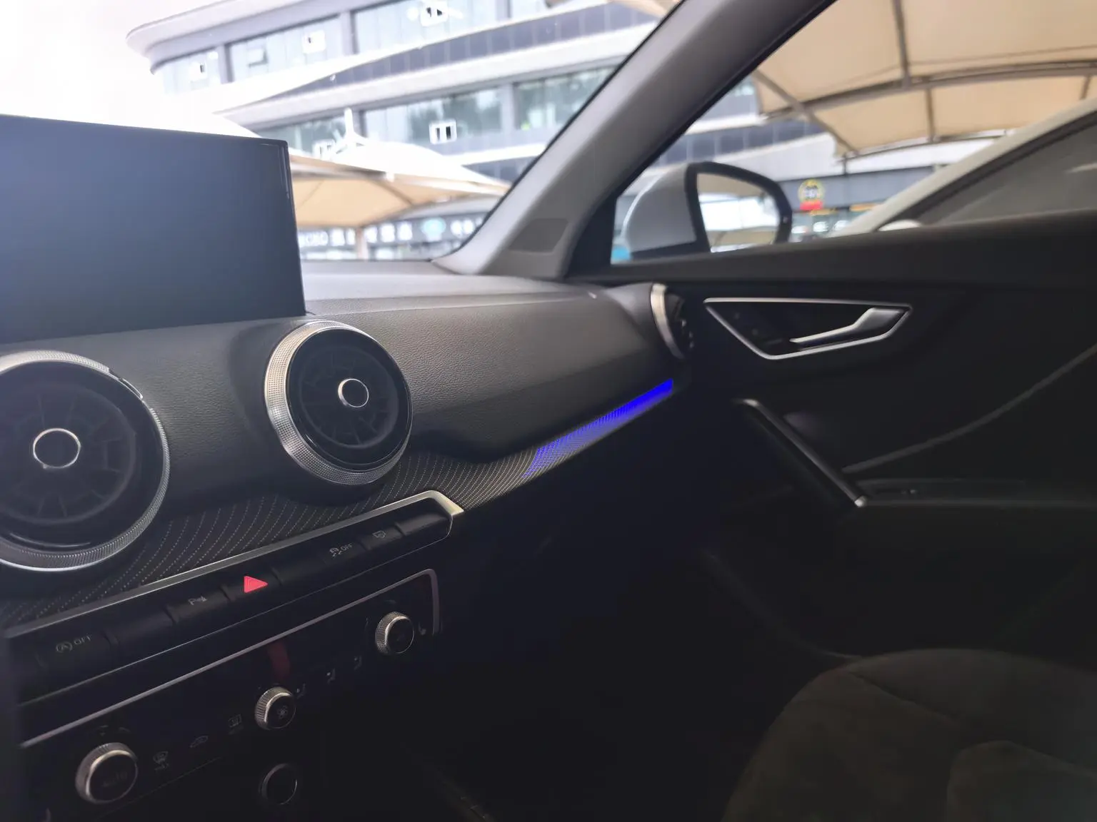 Audi Q2L 2021 35TFSI Dynamic Luxury