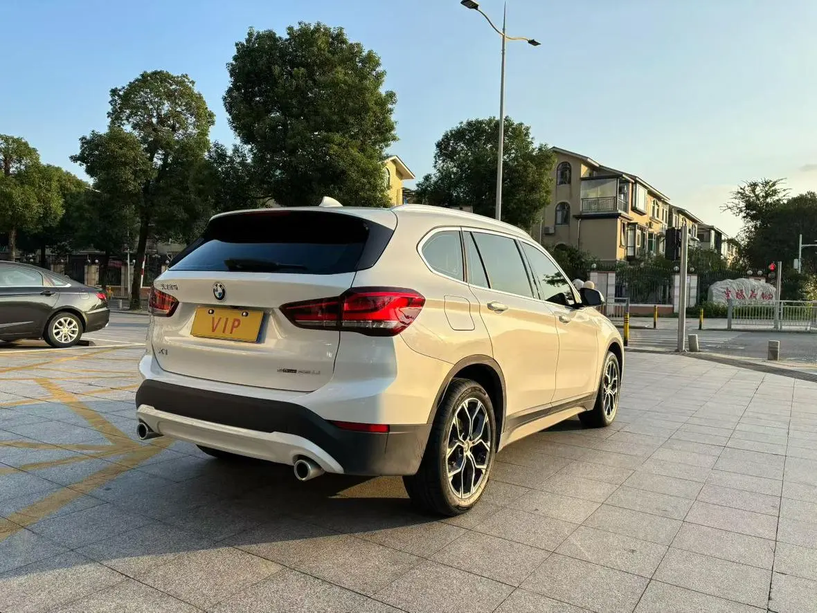 BMW X1 2022 sDrive25Li Leading