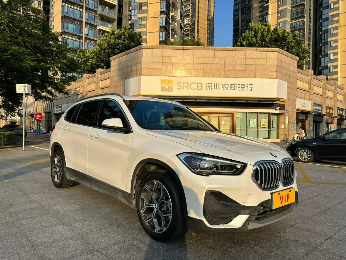 BMW X1 2022 sDrive25Li Leading