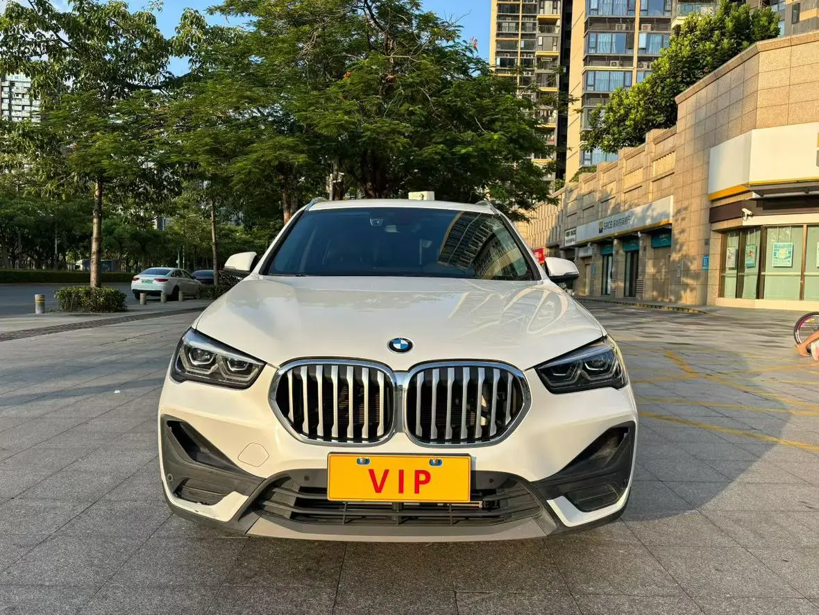 BMW X1 2022 sDrive25Li Leading
