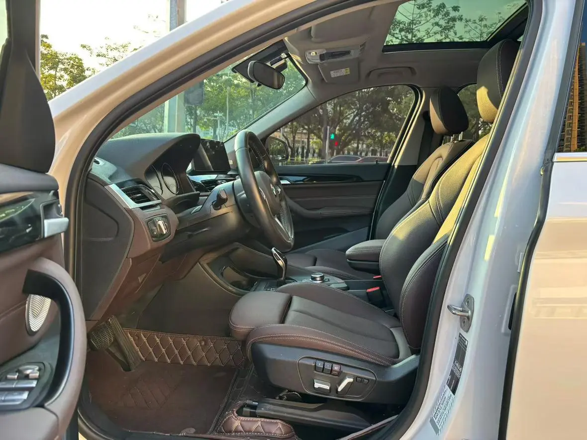 BMW X1 2022 sDrive25Li Leading