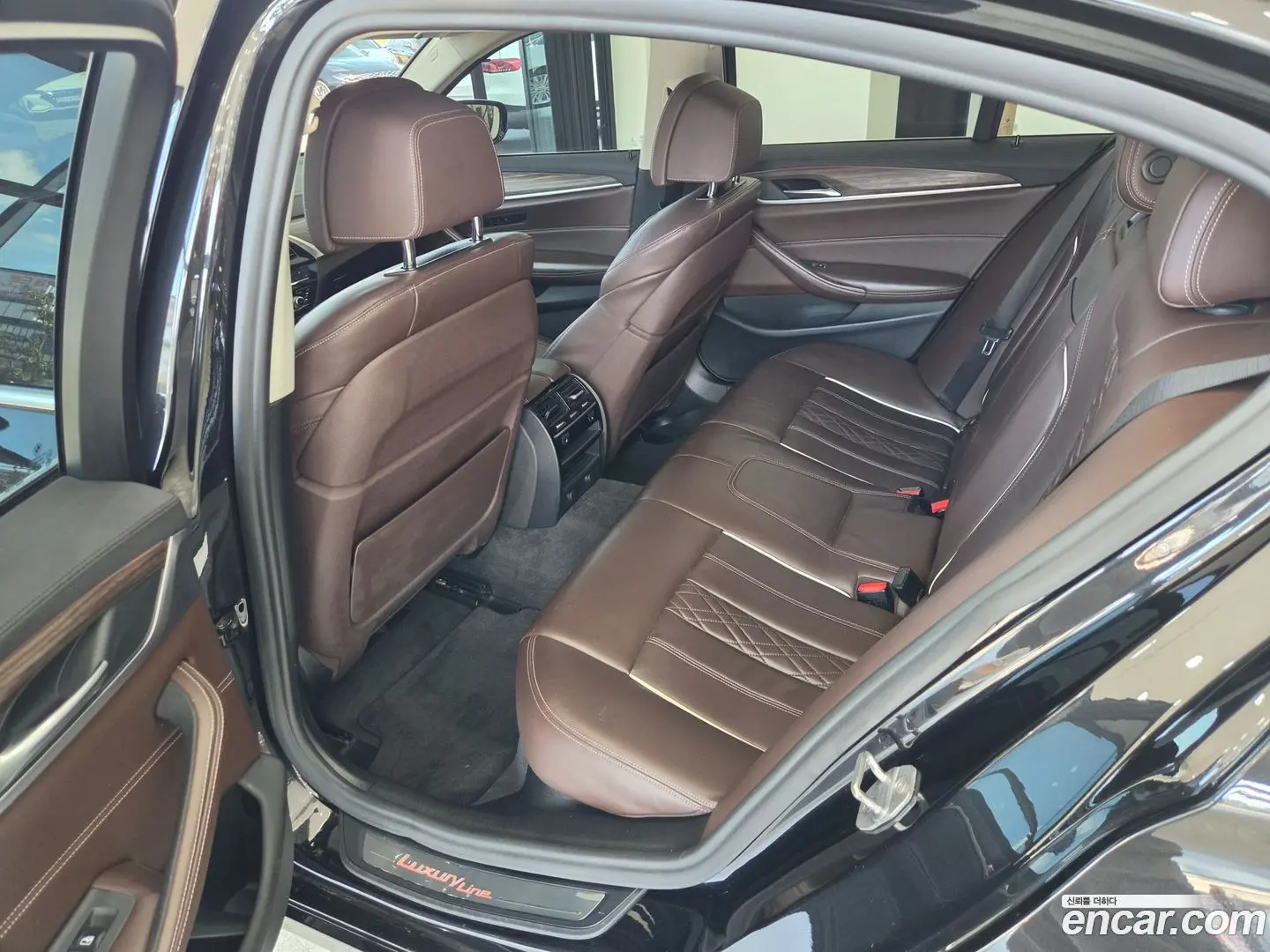 BMW 5-Series 530i Luxury Plus 2016