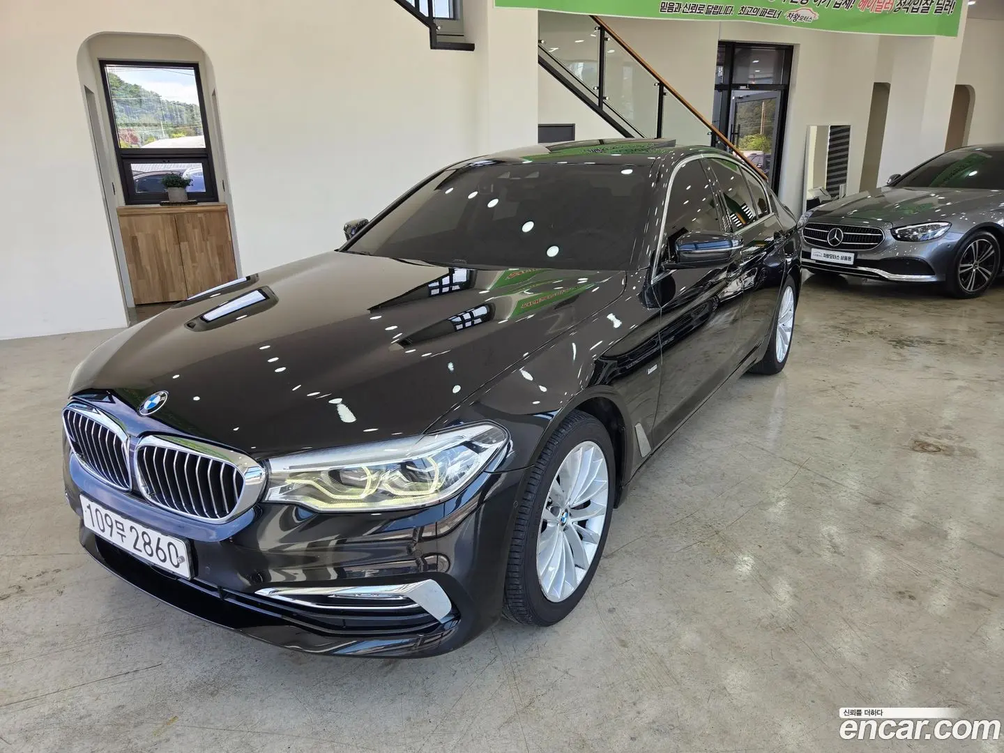 BMW 5-Series 530i Luxury Plus 2016