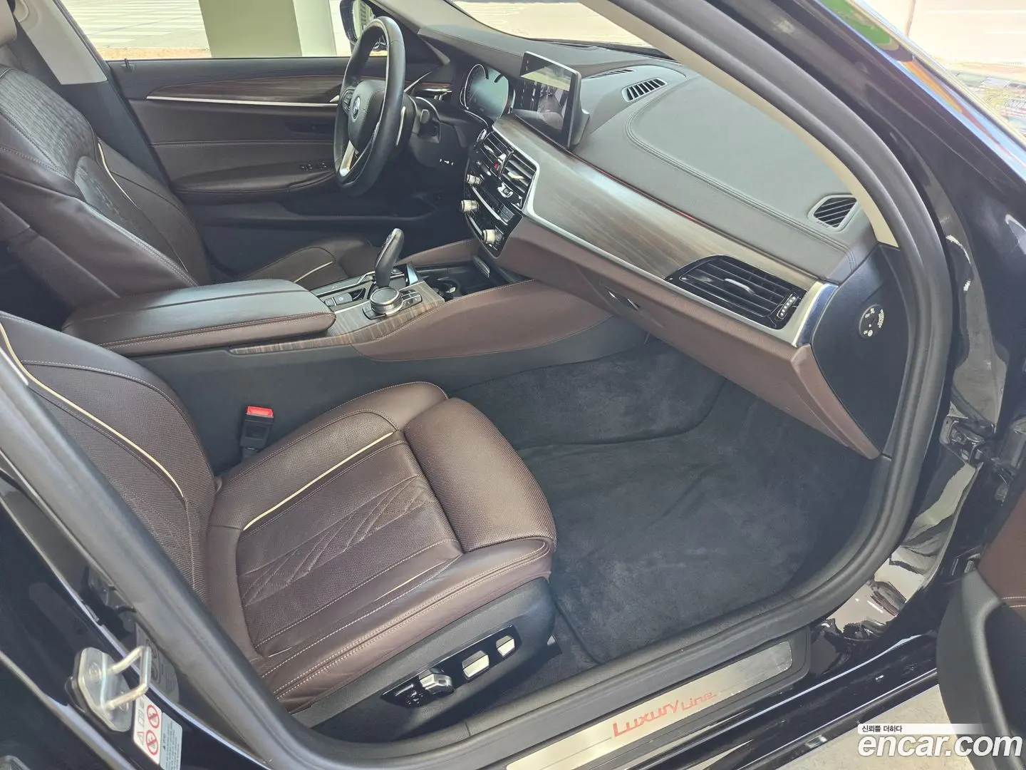 BMW 5-Series 530i Luxury Plus 2016