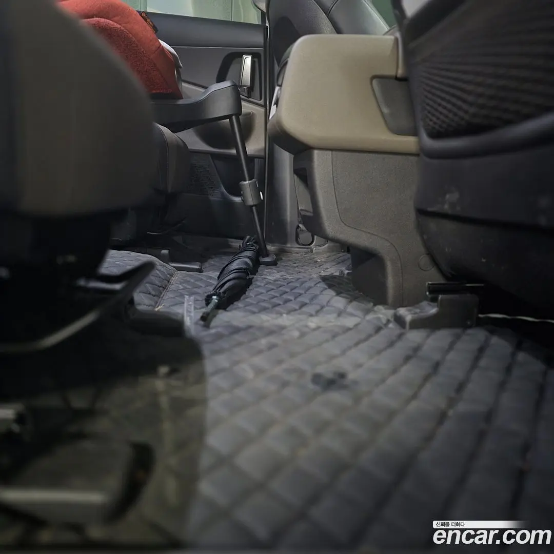 Kia Canival Diesel 9-Seater Noblesse