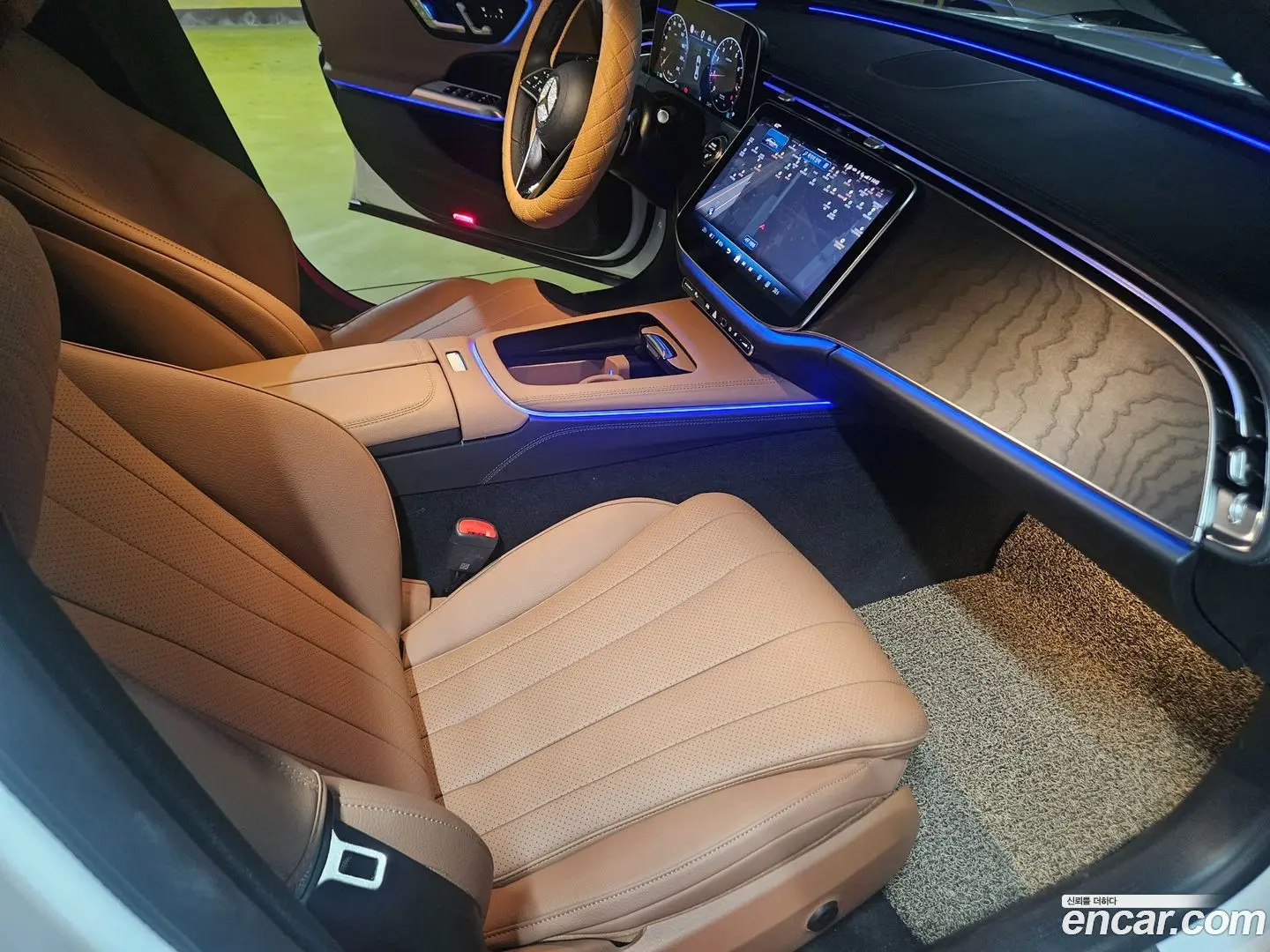 Mercedes-Benz E-Class E200 Avantgarde 2024
