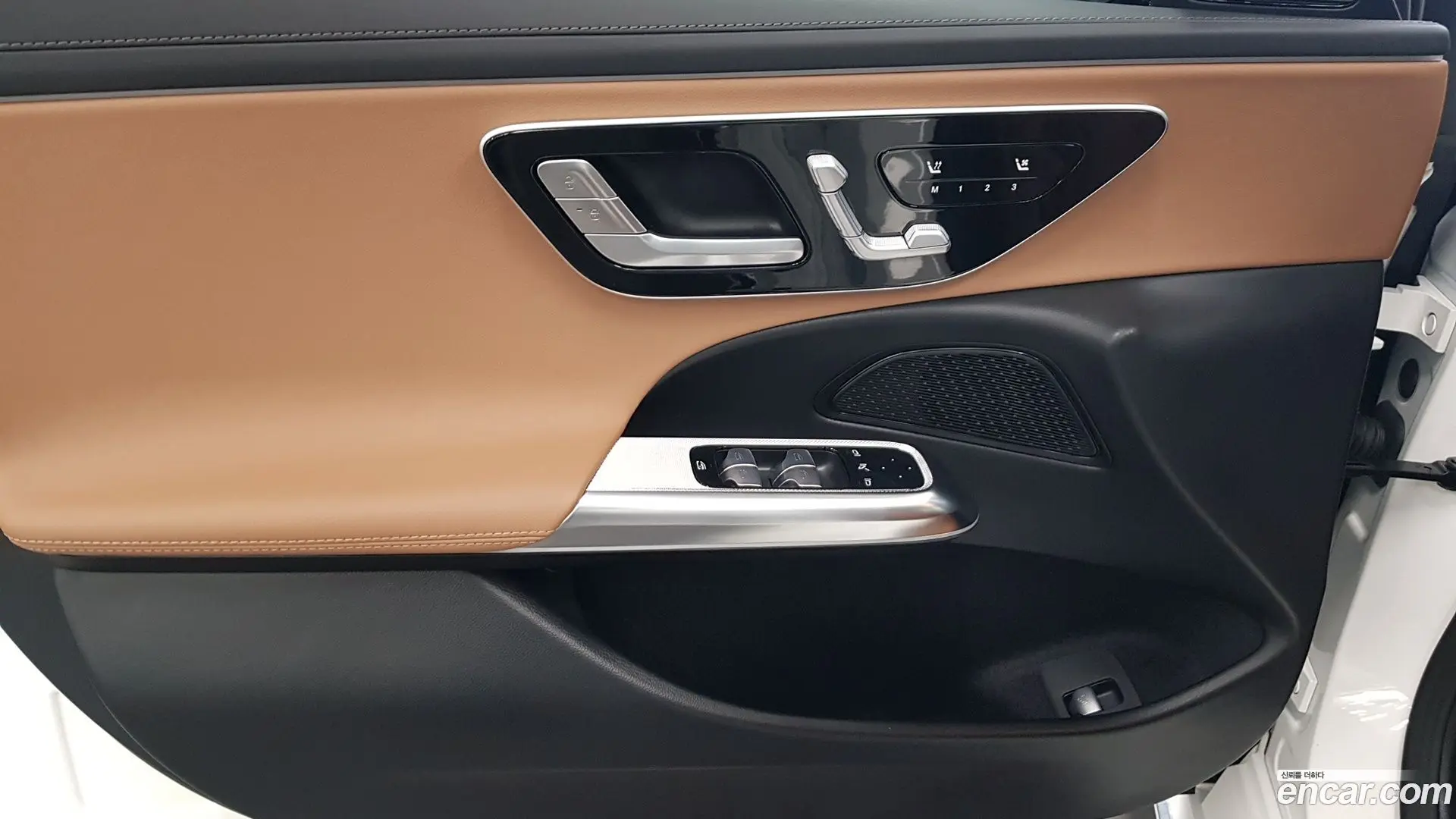 Mercedes-Benz E-Class E200 AMG Line 2024