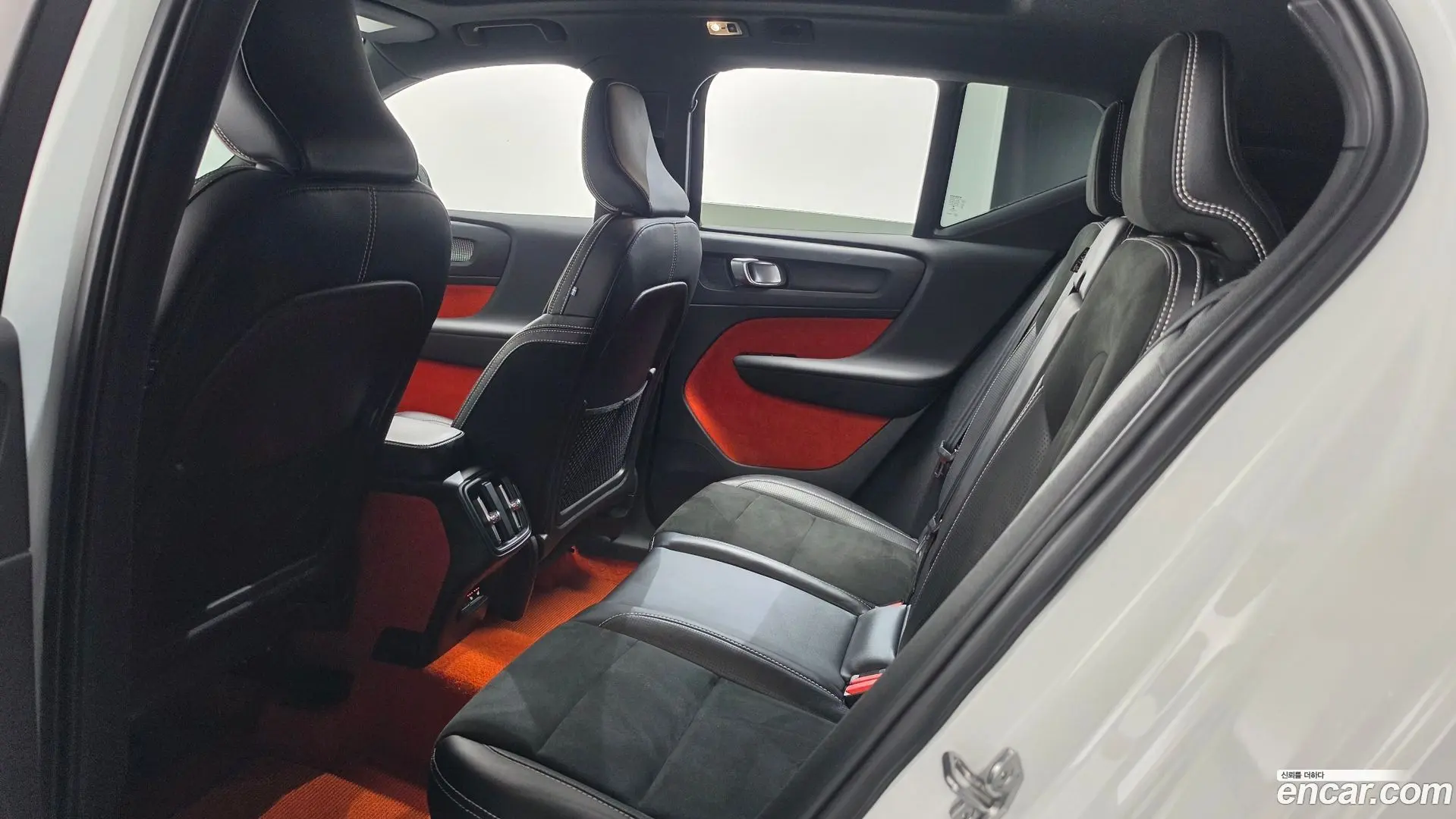 Volvo XC40 B4 R-Design