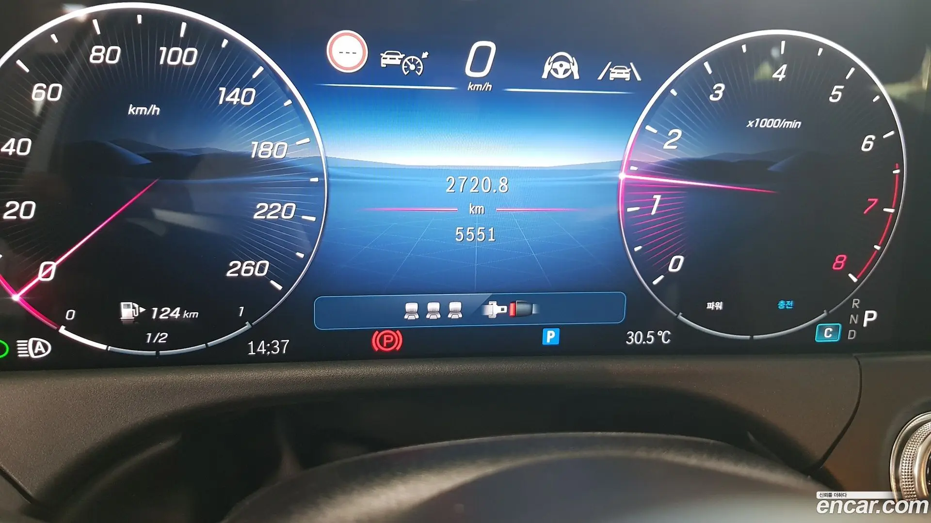Mercedes-Benz E-Class E200 AMG Line 2024