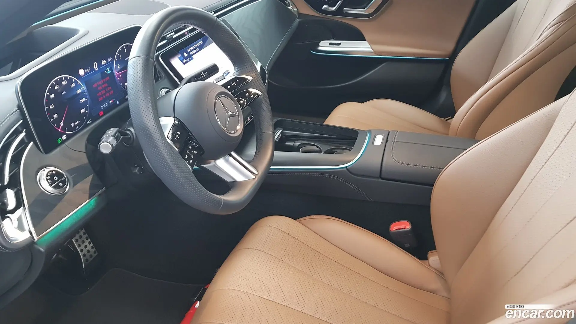 Mercedes-Benz E-Class E200 AMG Line 2024