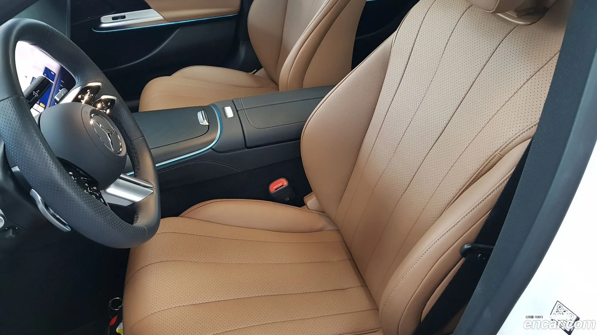 Mercedes-Benz E-Class E200 AMG Line 2024