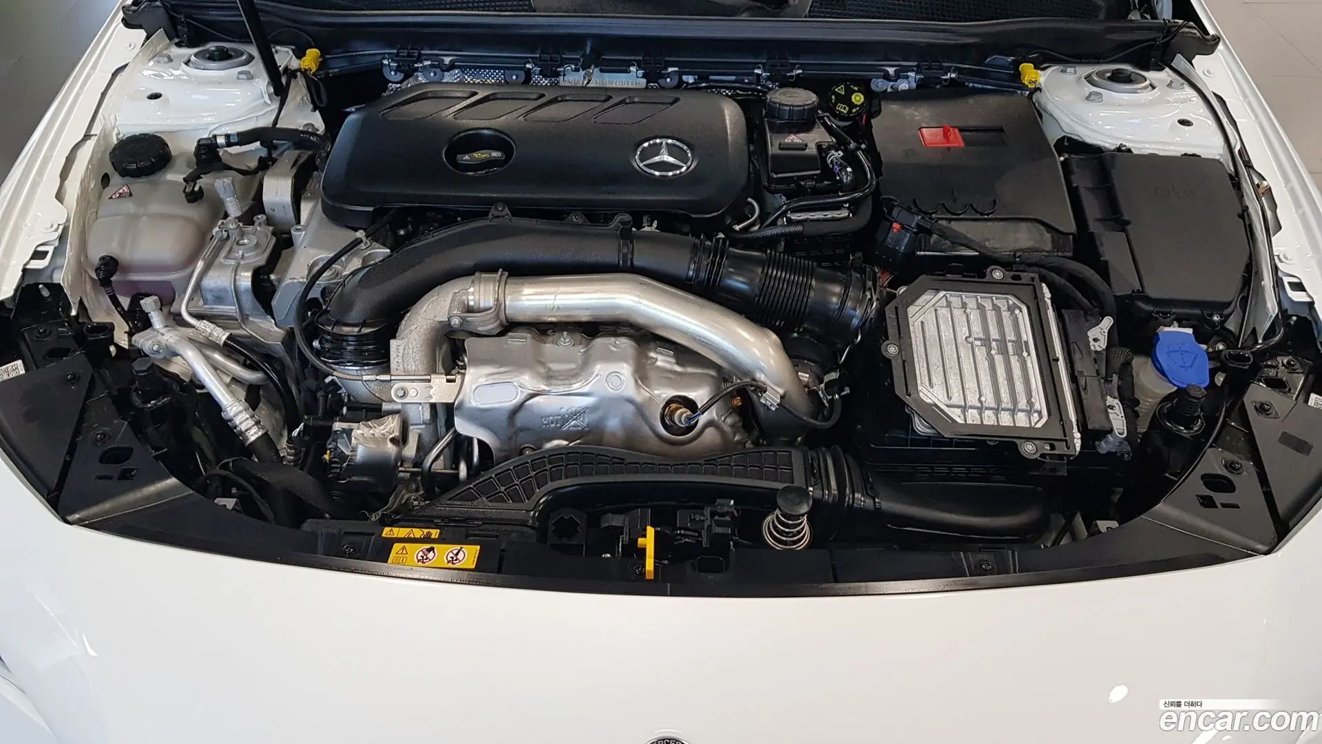 Mercedes-Benz CLA-Class CLA250 4MATIC 2023
