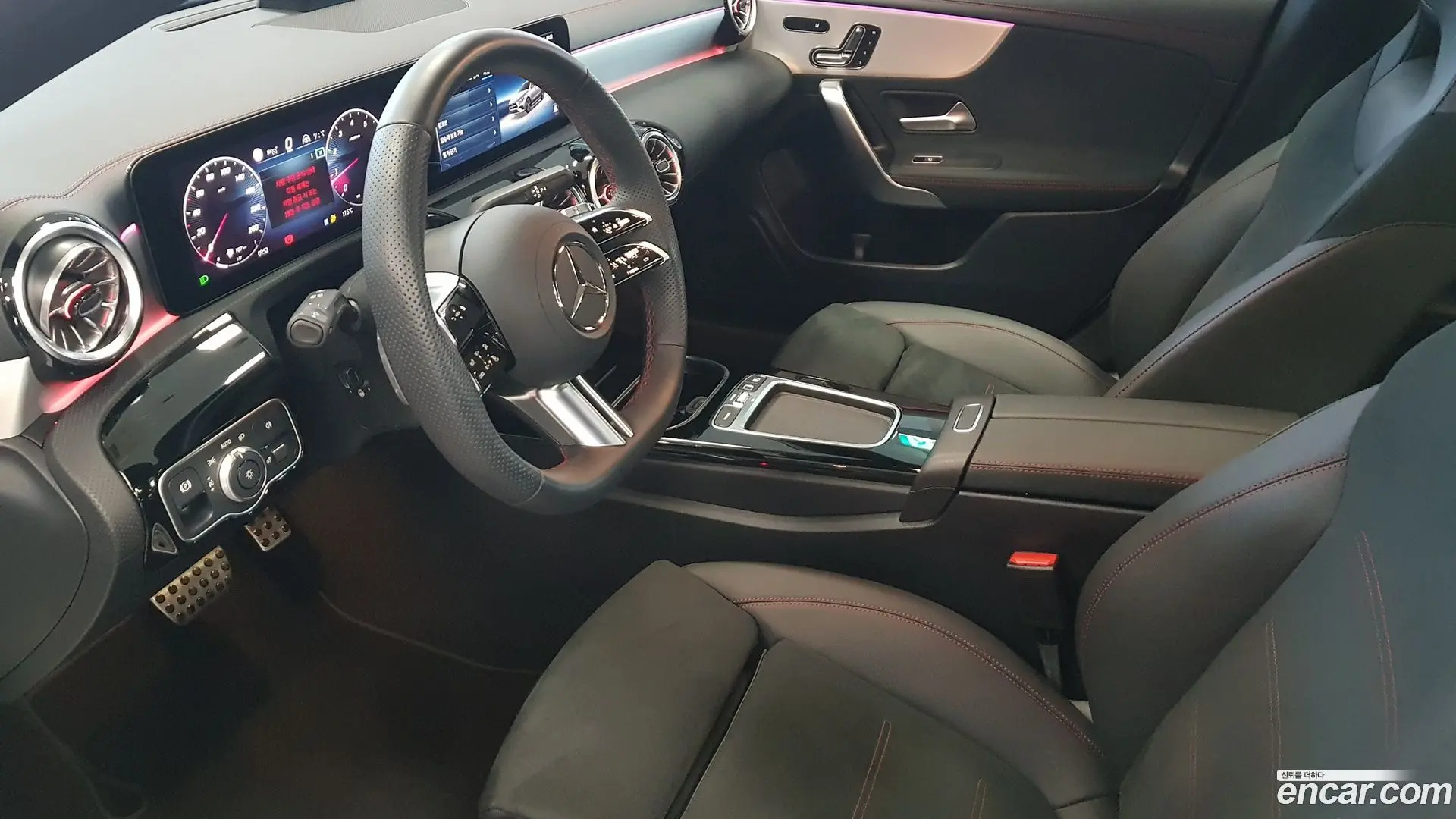 Mercedes-Benz CLA-Class CLA250 4MATIC 2023