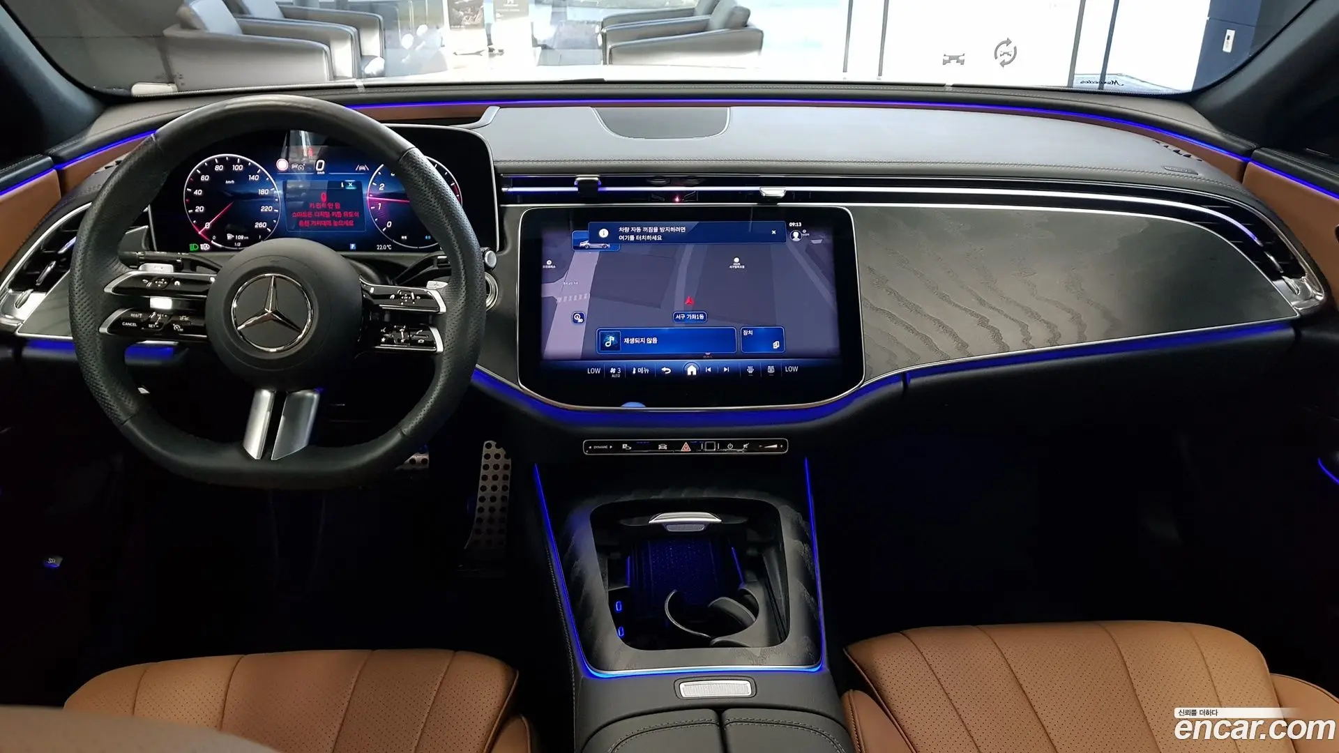 Mercedes-Benz E-Class E200 AMG Line 2024