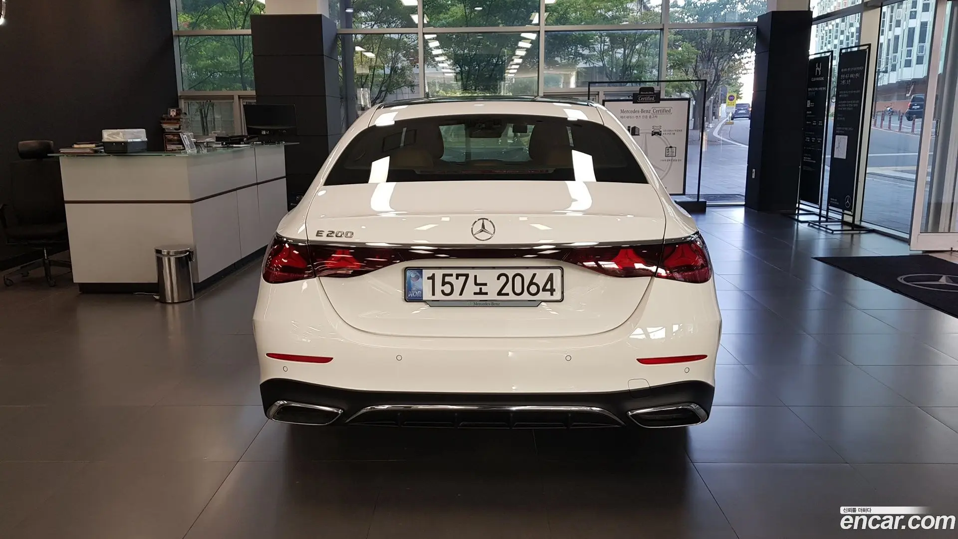 Mercedes-Benz E-Class E200 AMG Line 2024