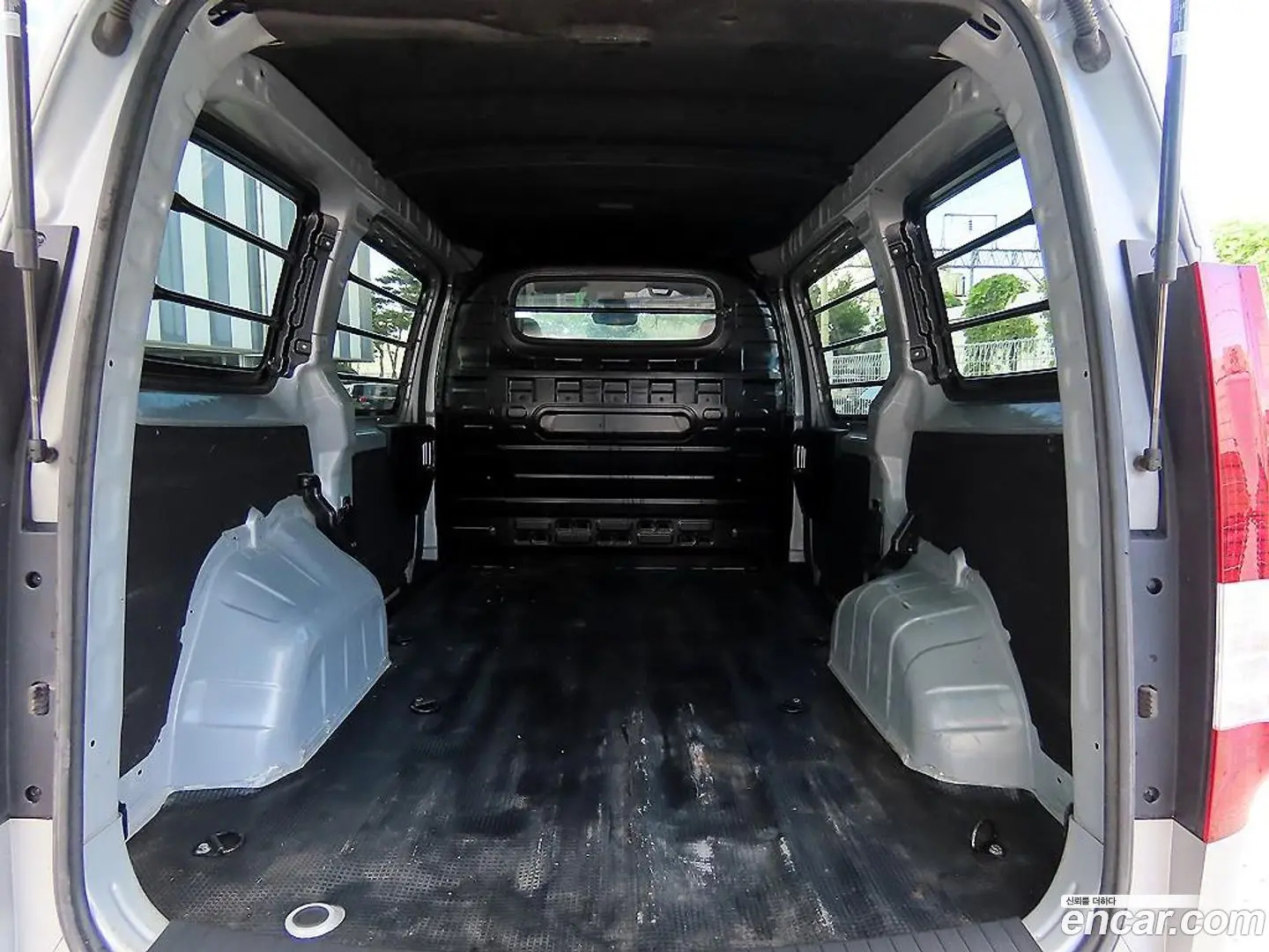 Hyundai Staria Cargo 3-Seater 2021