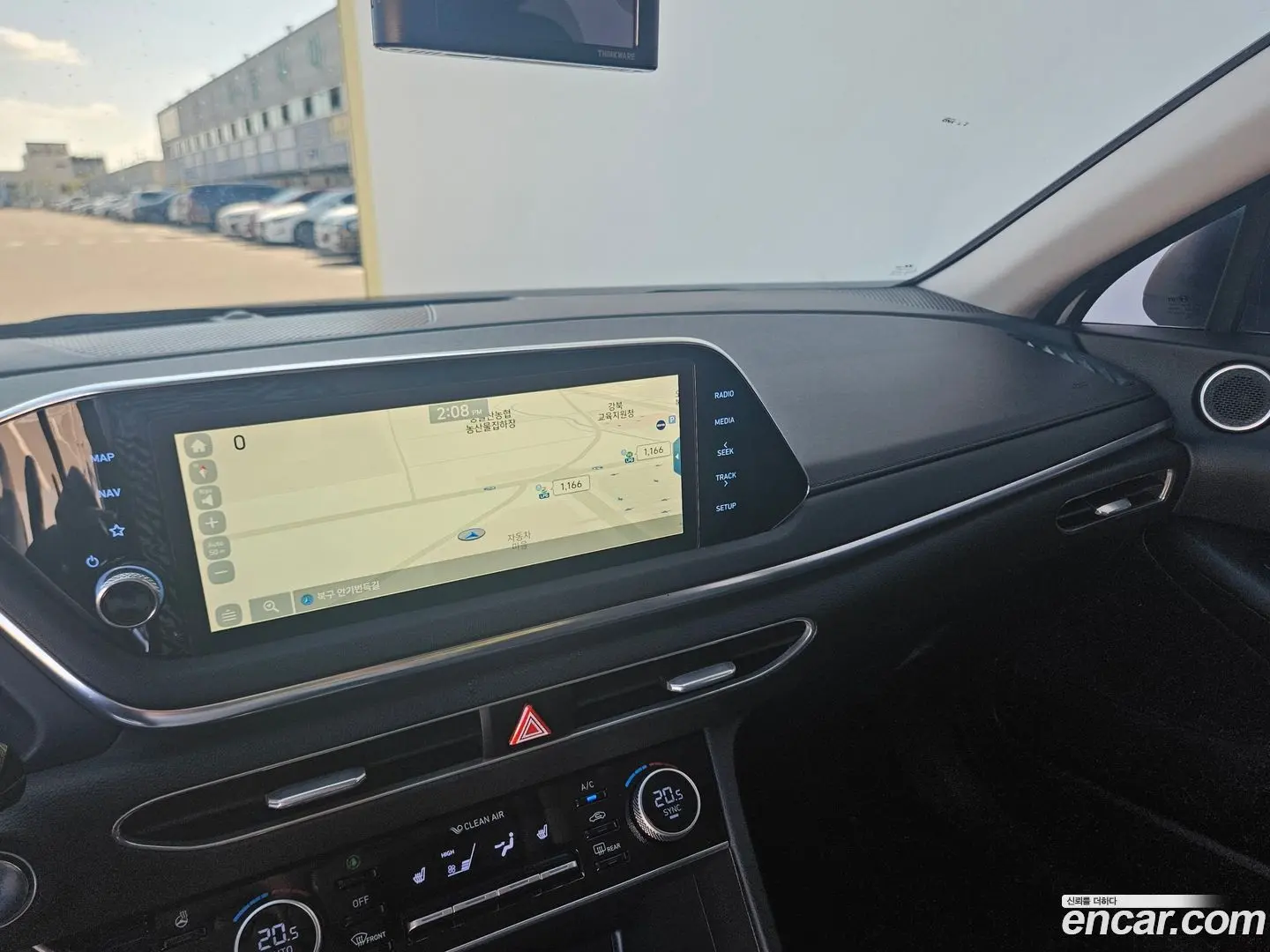 Hyundai Sonata 2.0 LPG(rental car)