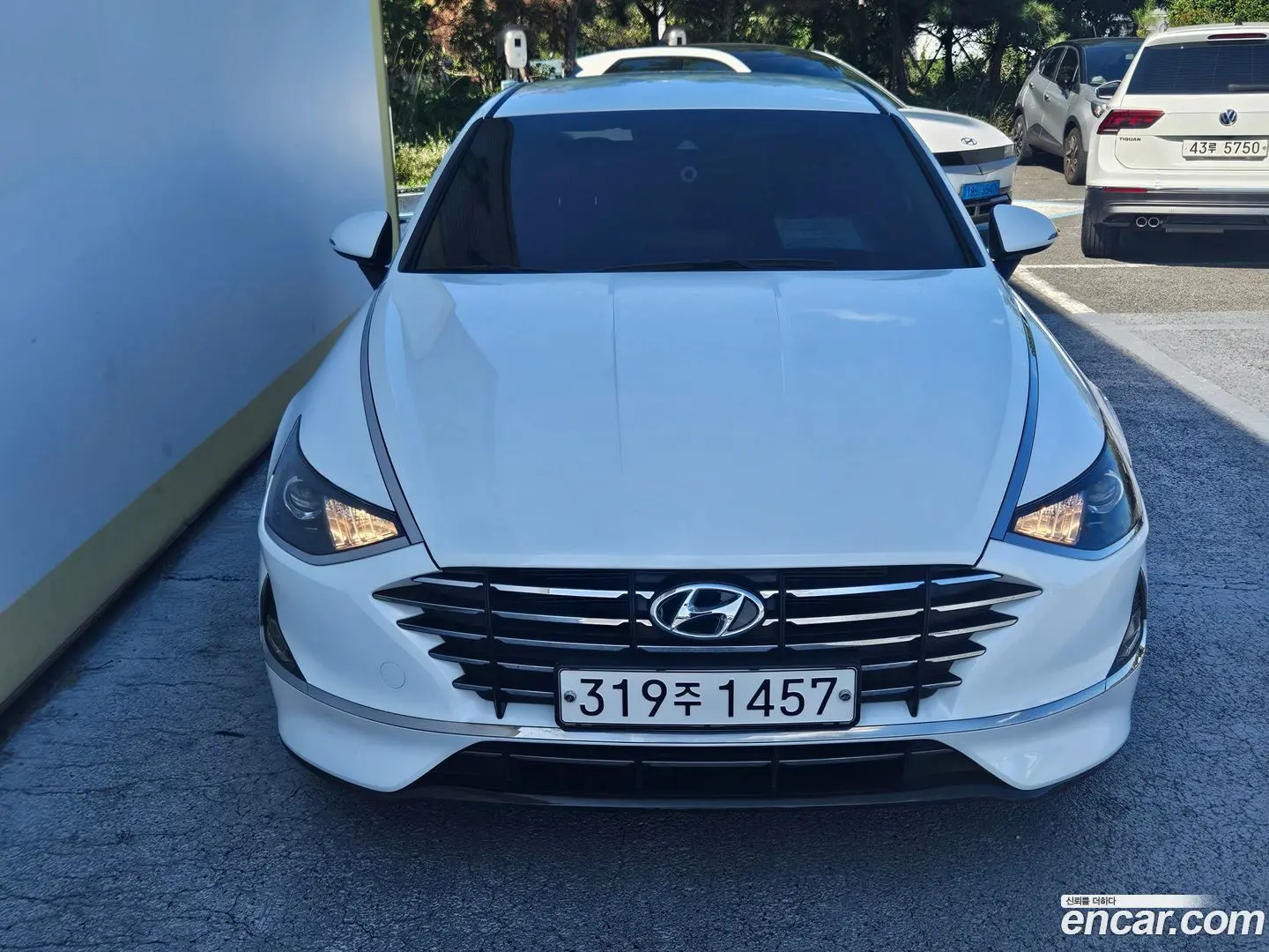 Hyundai Sonata 2.0 LPG(rental car)