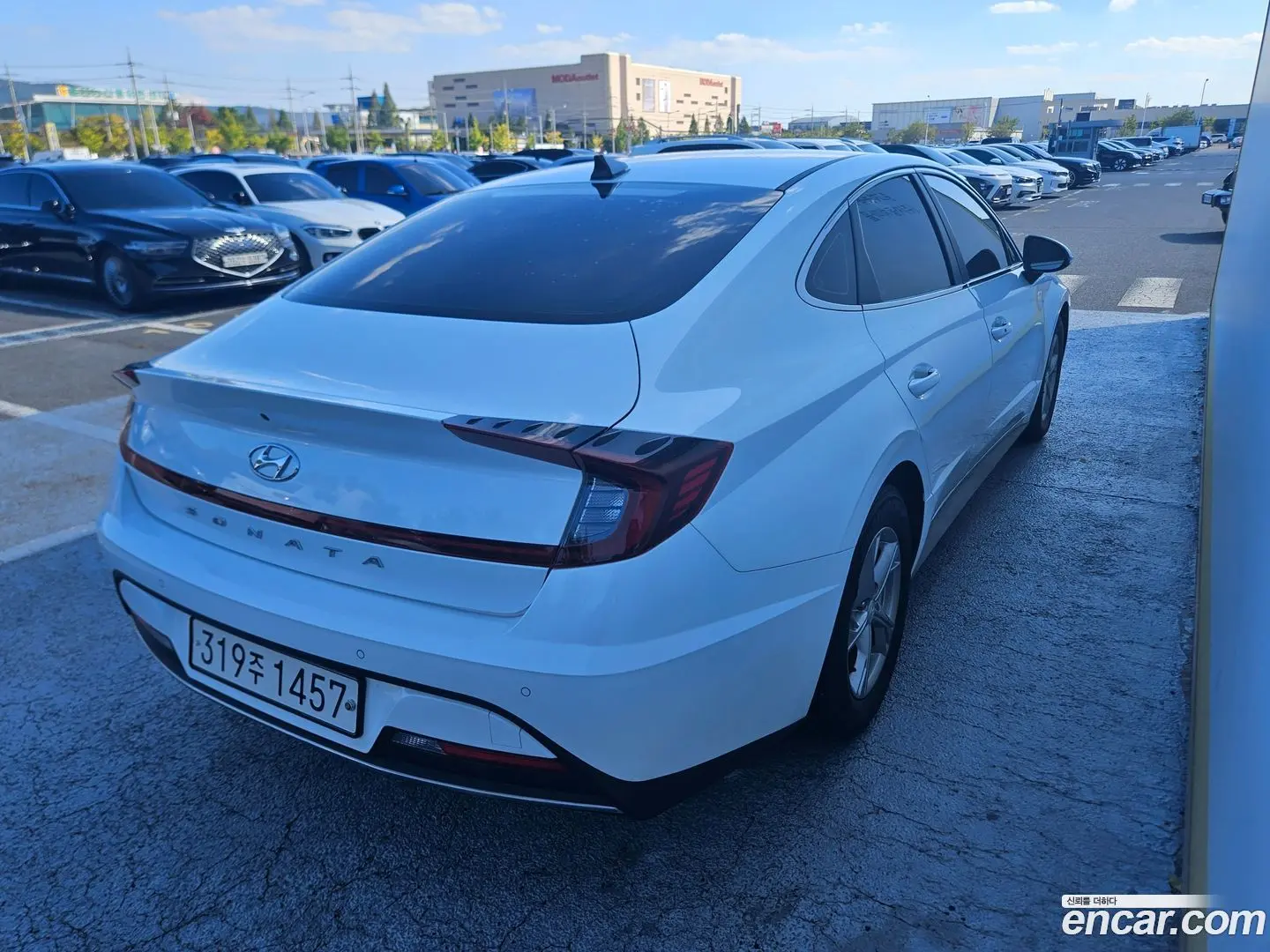 Hyundai Sonata 2.0 LPG(rental car)