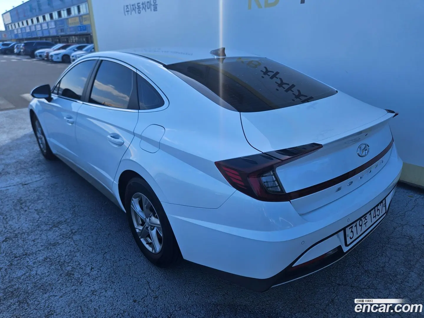 Hyundai Sonata 2.0 LPG(rental car)