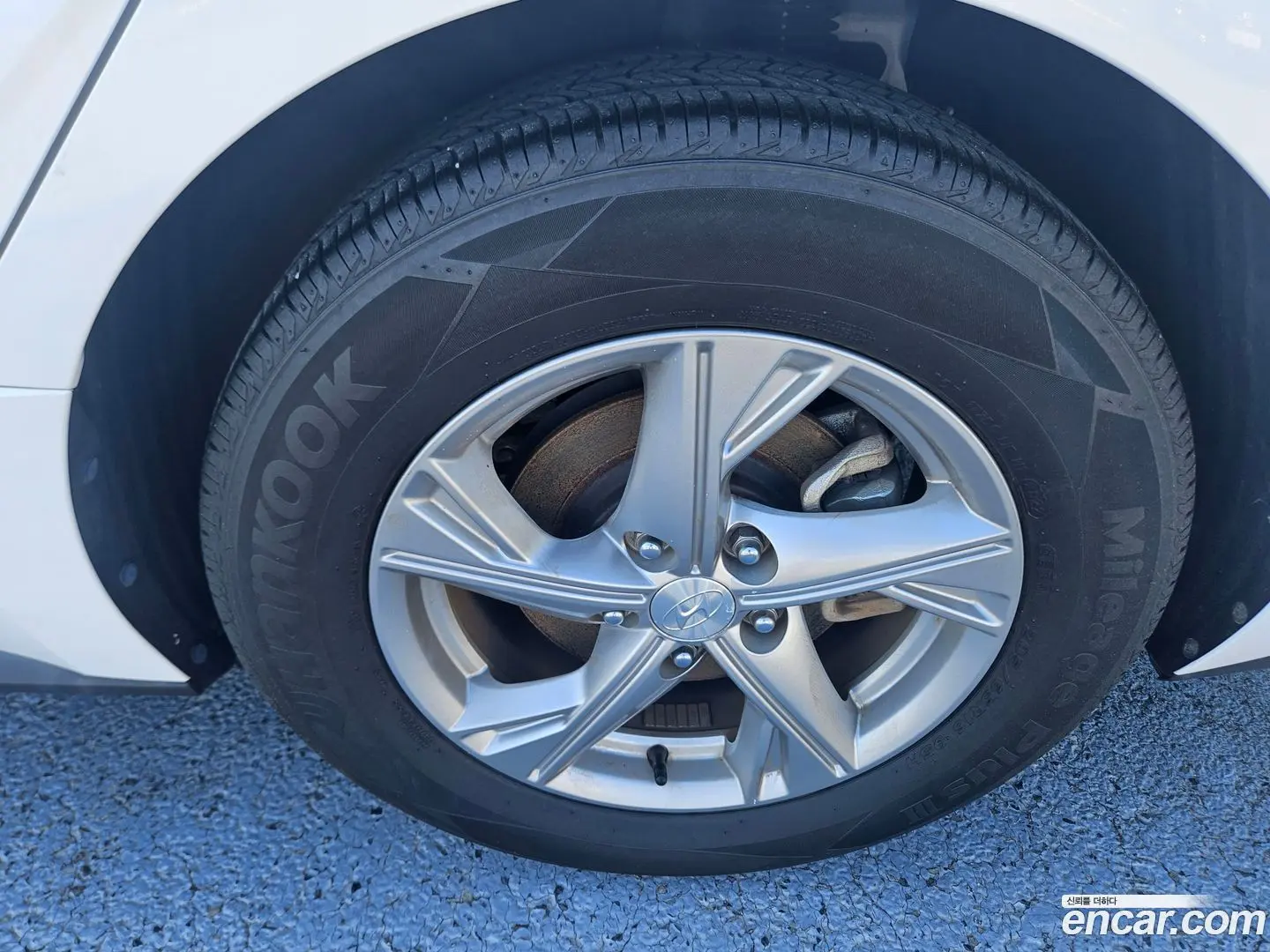 Hyundai Sonata 2.0 LPG(rental car)