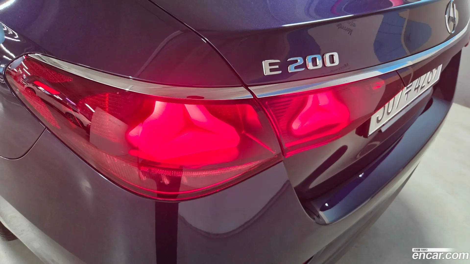 Mercedes-Benz E-Class E200 Avantgarde 2024